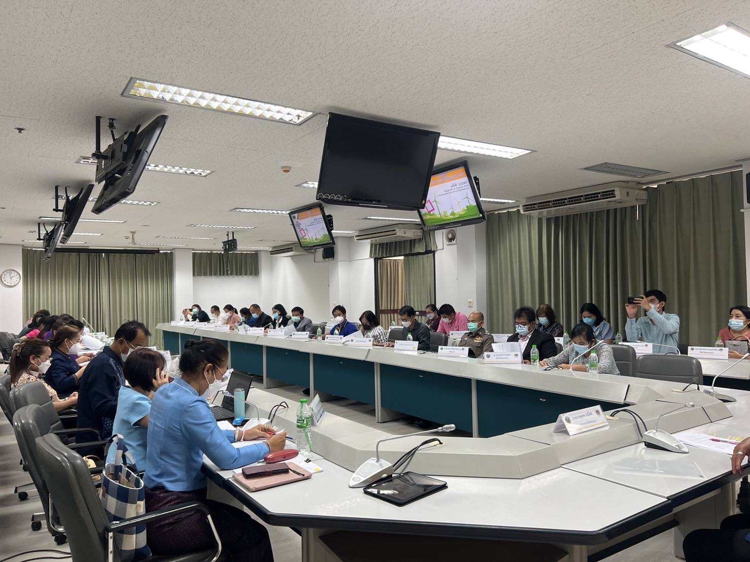 จังหวัดขอนแก่น : ประชุมคณะทำงานบริหารการจัดเก็บข้อมูลความจำเป็นพื้นฐาน (จปฐ.) จังหวัดขอนแก่น ครั้งที่ 1/2565 พร้อมส่งเสริมการนำข้อมูลไปใช้ประโยชน์ในการพัฒนาคุณภาพชีวิตของประชาชนอย่างต่อเนื่อง