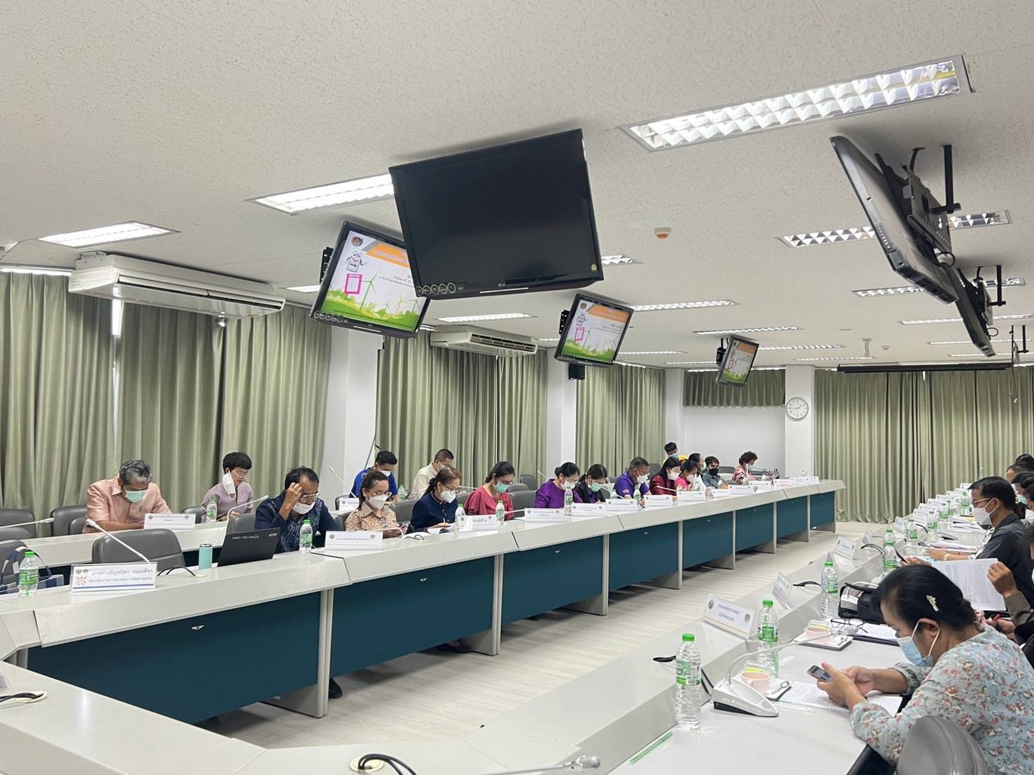 จังหวัดขอนแก่น : ประชุมคณะทำงานบริหารการจัดเก็บข้อมูลความจำเป็นพื้นฐาน (จปฐ.) จังหวัดขอนแก่น ครั้งที่ 1/2565 พร้อมส่งเสริมการนำข้อมูลไปใช้ประโยชน์ในการพัฒนาคุณภาพชีวิตของประชาชนอย่างต่อเนื่อง