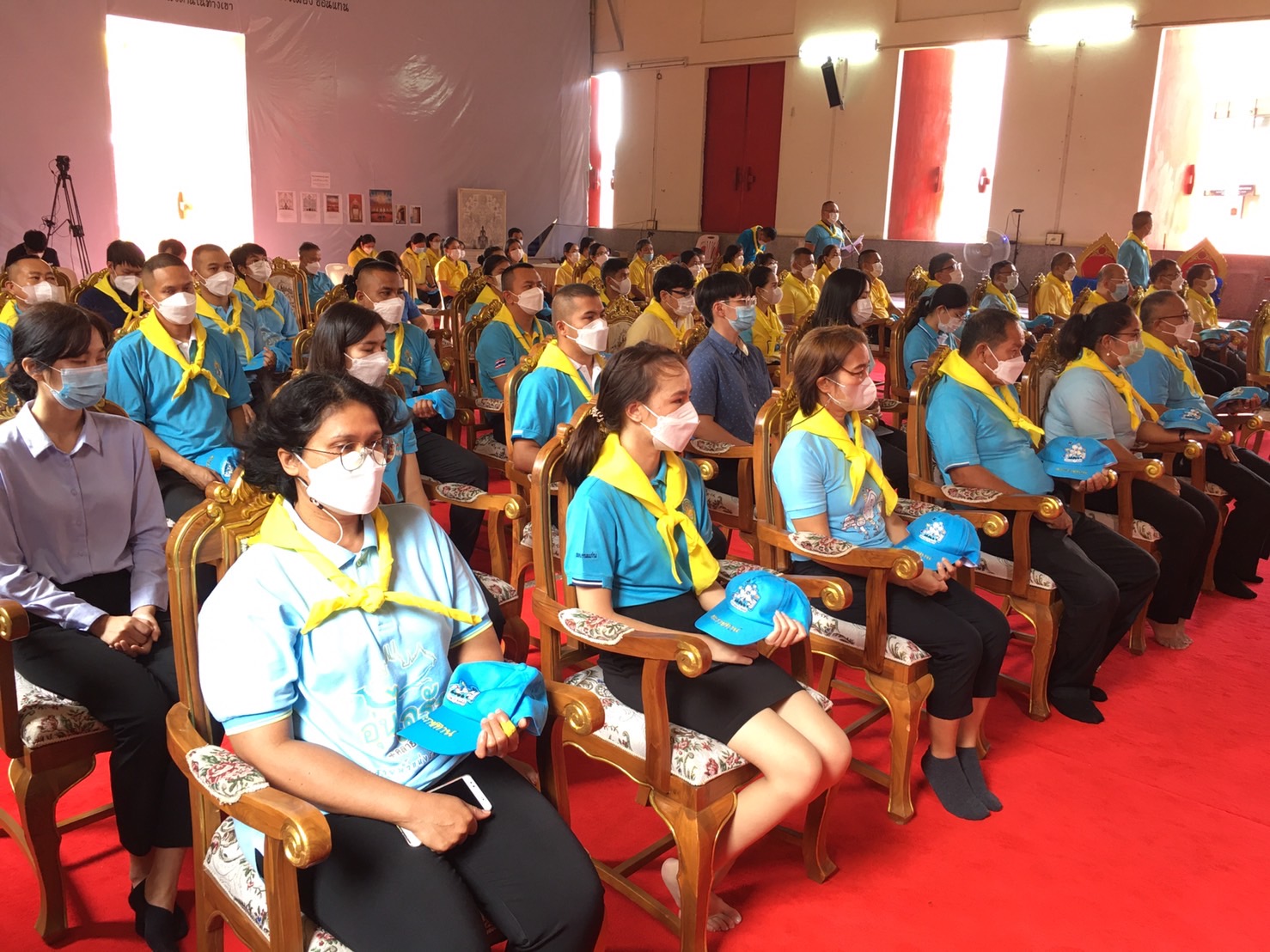 พช.ขอนแก่น : จิตอาสาเราทำความดี ด้วยหัวใจ จัดกิจกรรม Big Cleaning Day วัด ประชา รัฐ สร้างสุข เพื่อเฉลิมพระเกียรติเนื่องในวันเฉลิมพระชนมพรรษา 90 พรรษา สมเด็จพระนางเจ้าสิริกิติ์ พระบรมราชินีนาถ พระบรมราชชนนีพันปีหลวง