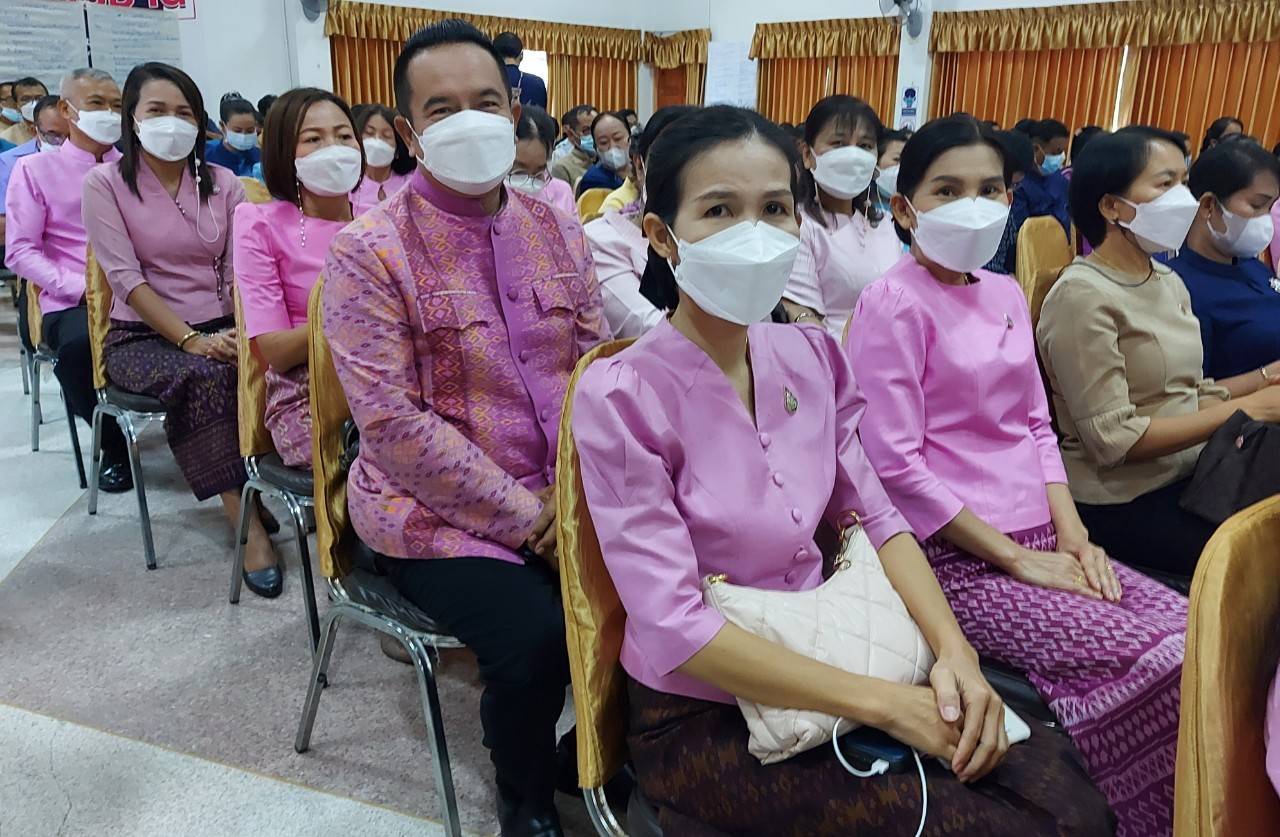 พช.ขอนแก่น : ร่วมประชุมเชิงปฏิบัติการตรวจติดตามผลการดำเนินงานของหน่วยรับตรวจ รายไตรมาส ครั้งที่ 4/2565 จุดที่ 6 ภาคตะวันออกเฉียงเหนือ (เขตตรวจราชการที่ 10, 11 และ 12) วันที่ 2 ณ ศูนย์ศึกษาและพัฒนาชุมชนอุดรธานี ตำบลบ้านธาตุ อำเภอเพ็ญ จังหวัดอุดรธานี