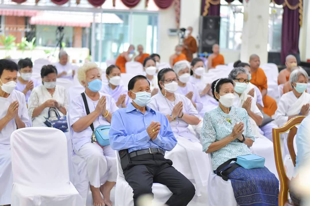 พช. ขอนแก่น : จัดพิธีฟังเทศน์บทพระธรรมเทศนาเฉลิมพระธรรมบารมีใน “อุภินนมัตจรกถา” เฉลิมพระธรรมบารมีสมเด็จพระนางเจ้าสิริกิติ์ พระบรมราชินีนาถ พระบรมราชชนนีพันปีหลวง ทุกวันพระตลอดปี 2565