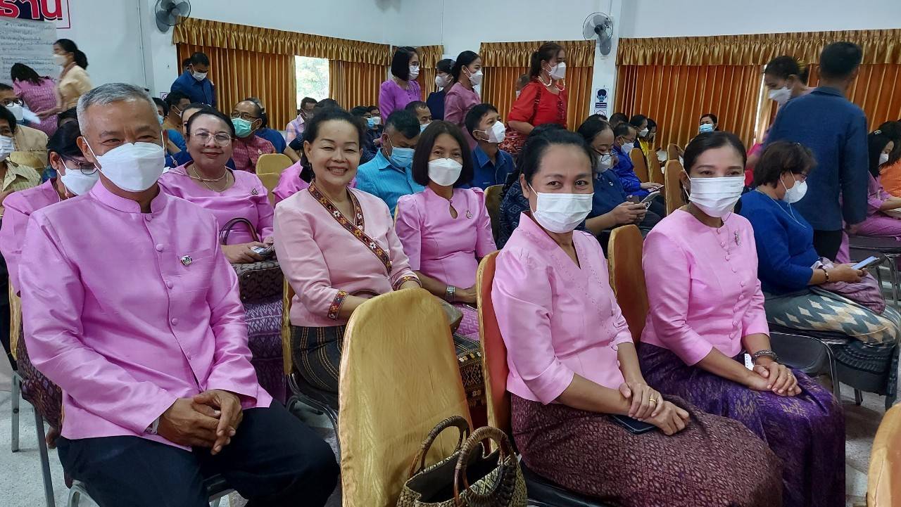พช.ขอนแก่น : ร่วมประชุมเชิงปฏิบัติการตรวจติดตามผลการดำเนินงานของหน่วยรับตรวจ รายไตรมาส ครั้งที่ 4/2565 จุดที่ 6 ภาคตะวันออกเฉียงเหนือ (เขตตรวจราชการที่ 10, 11 และ 12) วันที่ 2 ณ ศูนย์ศึกษาและพัฒนาชุมชนอุดรธานี ตำบลบ้านธาตุ อำเภอเพ็ญ จังหวัดอุดรธานี