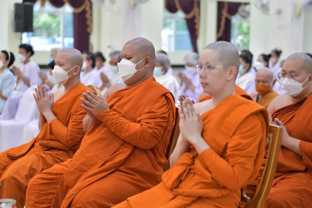 พช. ขอนแก่น : จัดพิธีฟังเทศน์บทพระธรรมเทศนาเฉลิมพระธรรมบารมีใน “อุภินนมัตจรกถา” เฉลิมพระธรรมบารมีสมเด็จพระนางเจ้าสิริกิติ์ พระบรมราชินีนาถ พระบรมราชชนนีพันปีหลวง ทุกวันพระตลอดปี 2565