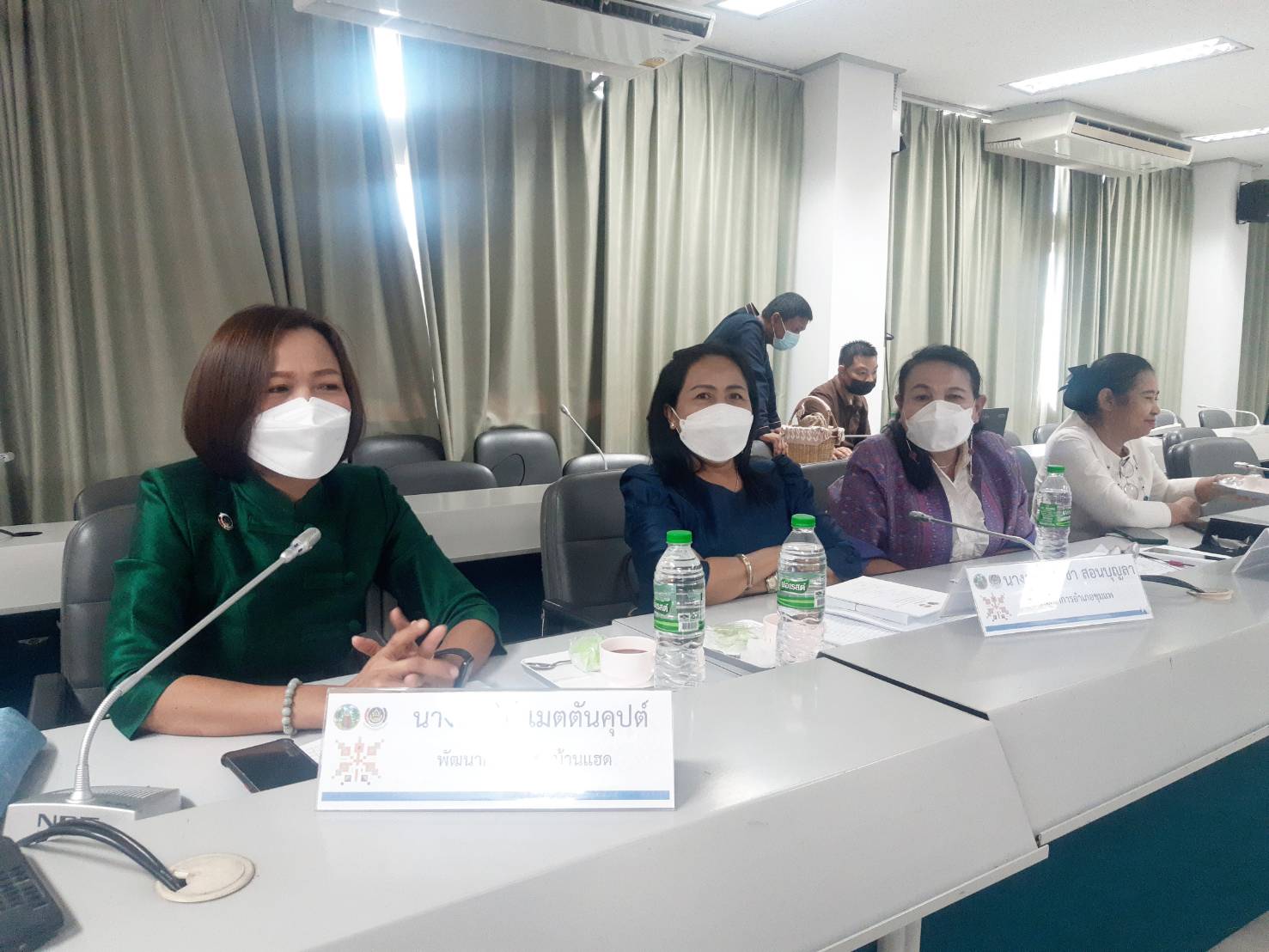 พช.ขอนแก่น : ประชุมผู้บริหารและนักวิชาการพัฒนาชุมชนจังหวัดและอำเภอ เพื่อติดตามงานและประสานงานในการขับเคลื่อนงานพัฒนาชุมชน ครั้งที่ 8/2565