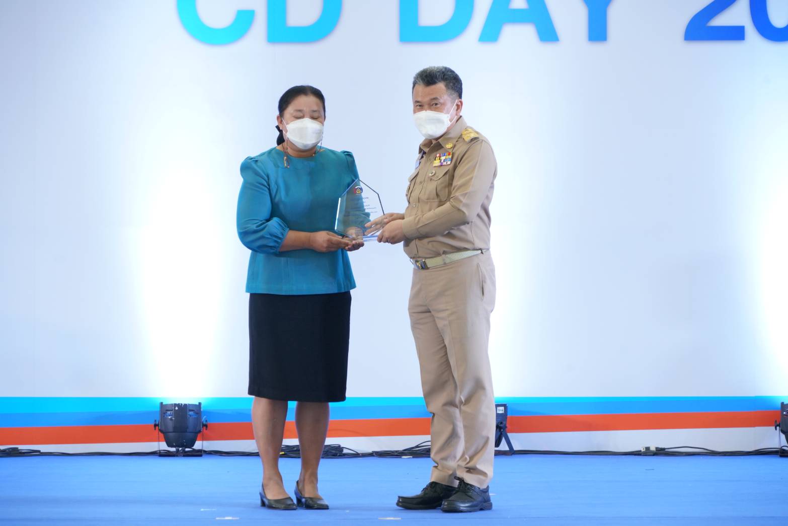 พช. ขอนแก่น : ร่วมงานวันพัฒนาชุมชน ครั้งที่ 11(CD DAY 2022) “กรมการพัฒนาชุมชนก้าวสู่ปีที่ 60 ชูหลักปรัชญาของเศรษฐกิจพอเพียง สร้างแรงบันดาลใจในการขับเคลื่อนชุมชน”