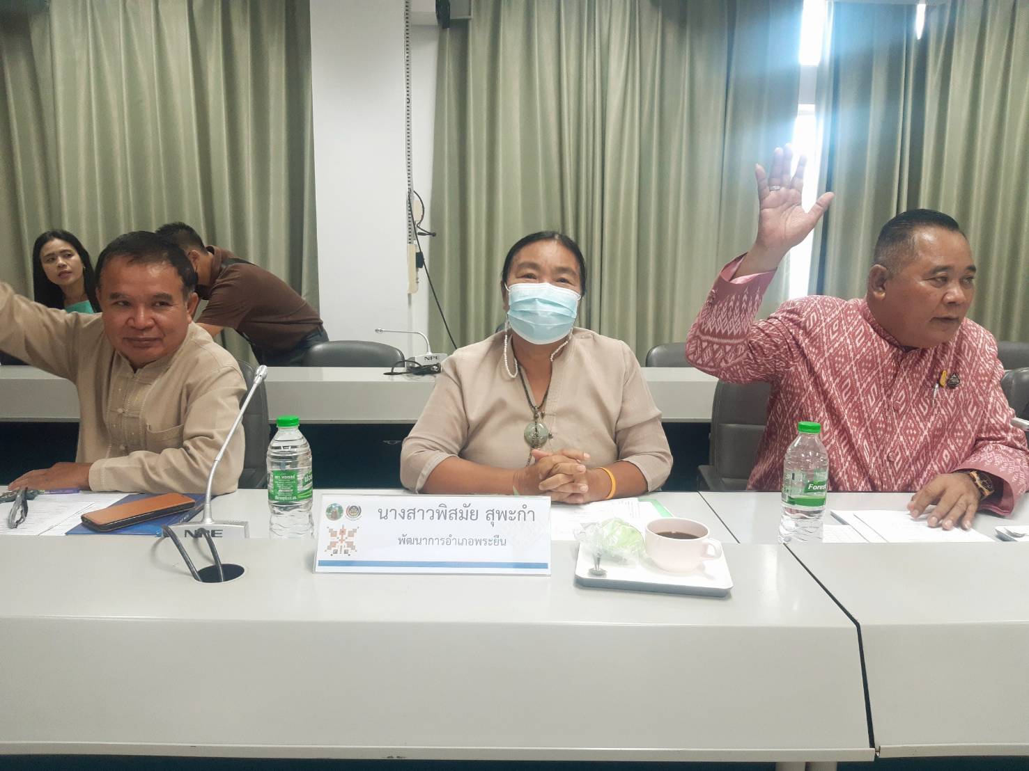 พช.ขอนแก่น : ประชุมผู้บริหารและนักวิชาการพัฒนาชุมชนจังหวัดและอำเภอ เพื่อติดตามงานและประสานงานในการขับเคลื่อนงานพัฒนาชุมชน ครั้งที่ 8/2565