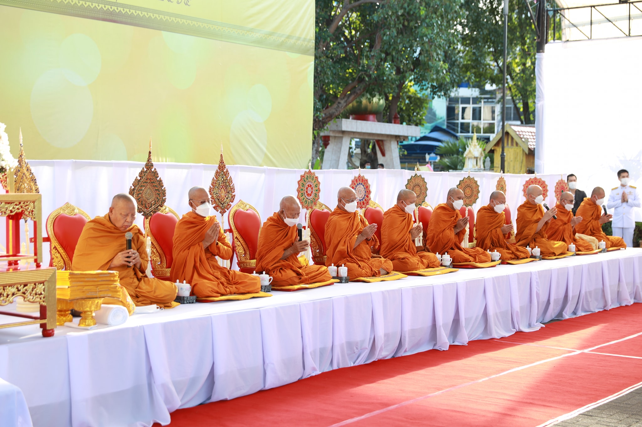 พช.ขอนแก่น : ร่วมพิธีทำบุญตักบาตรถวายพระราชกุศล เนื่องในวันคล้ายวันสวรรคตพระบาทสมเด็จพระบรมชนกาธิเบศรมหาภูมิพลอดุลยเดชมหาราช บรมนาถบพิตร 13 ตุลาคม 2565