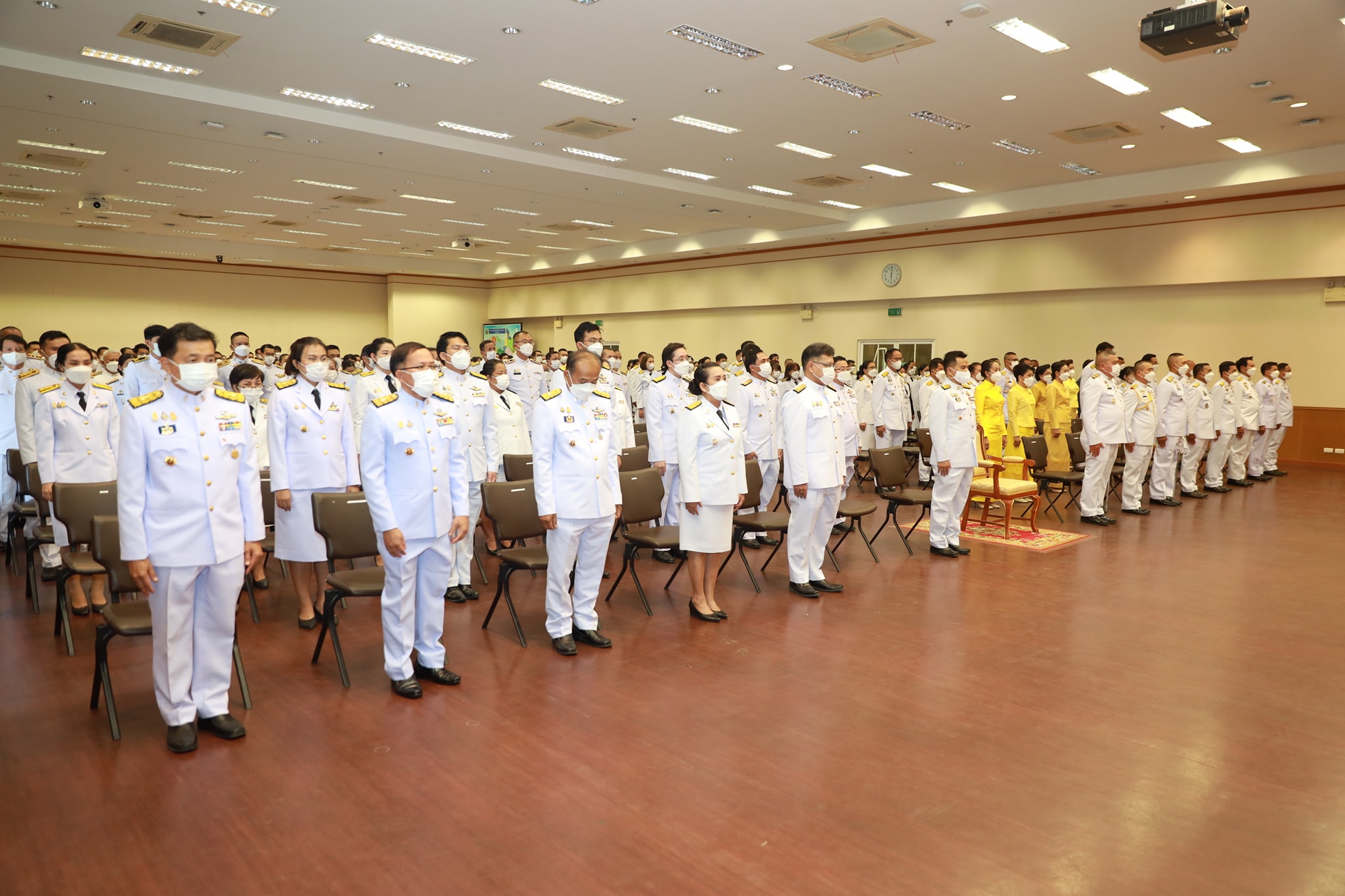 พช.ขอนแก่น : ร่วมพิธีวางพวงมาลา น้อมรำลึกเนื่องในวันคล้ายวันสวรรคต พระบาทสมเด็จพระบรมชนกาธิเบศร มหาภูมิพลอดุลยเดชมหาราช บรมนาถบพิตร