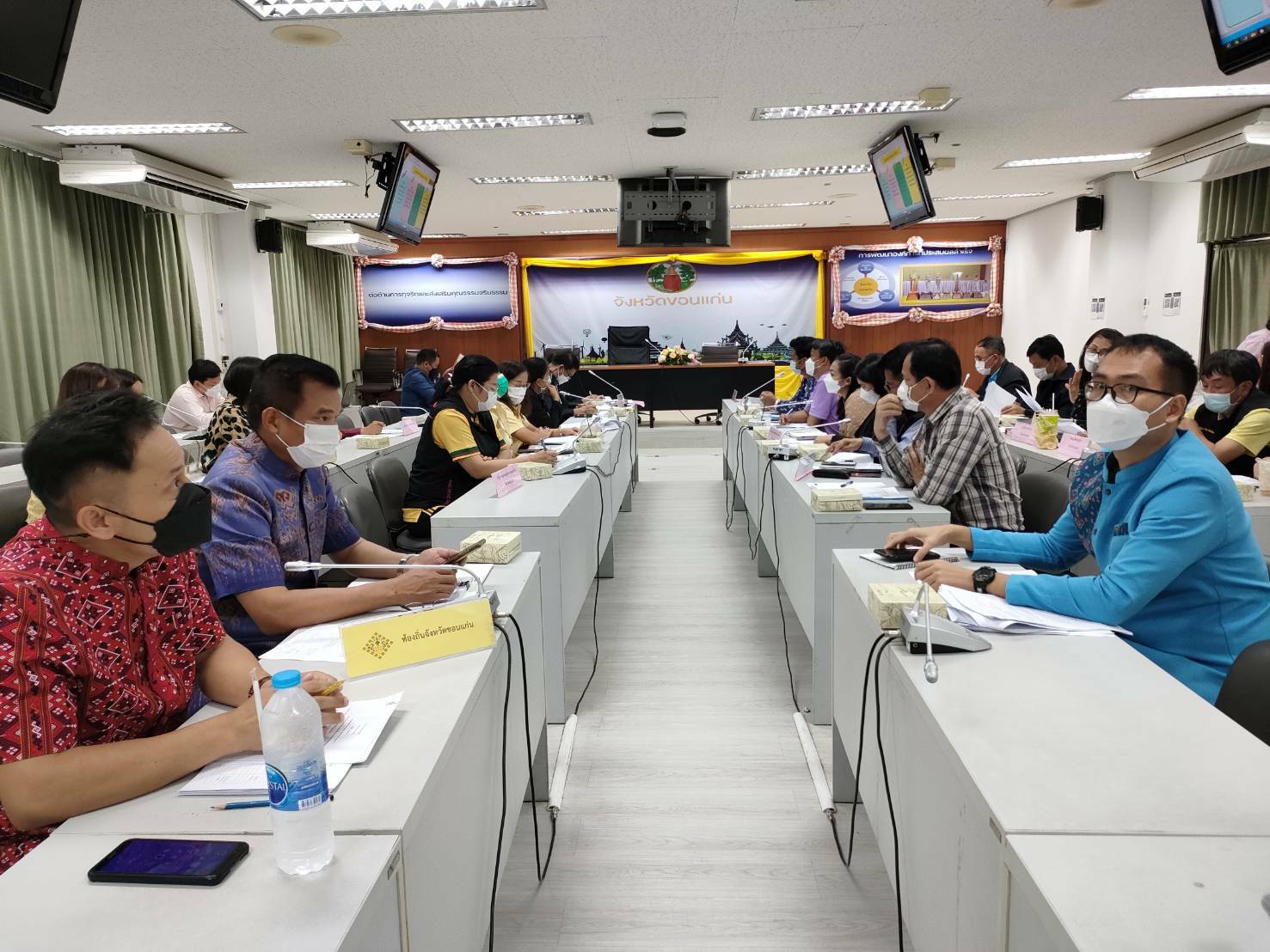 พช.ขอนแก่น : ร่วมประชุมรับฟังรายงานการติดตามผลโครงการ ภายใต้พระราชกำหนด ให้อำนาจกระทรวงการคลังกู้เงิน เพื่อแก้ไขปัญหา เยียวยา และฟื้นฟูเศรษฐกิจและสังคม ที่ได้รับผลกระทบจากการระบาดของโรคติดเชื้อไวรัสโคโรนา 2019 ในพื้นที่จังหวัดขอนแก่น ของสำนักงานงบประมาณเขตที่ 8