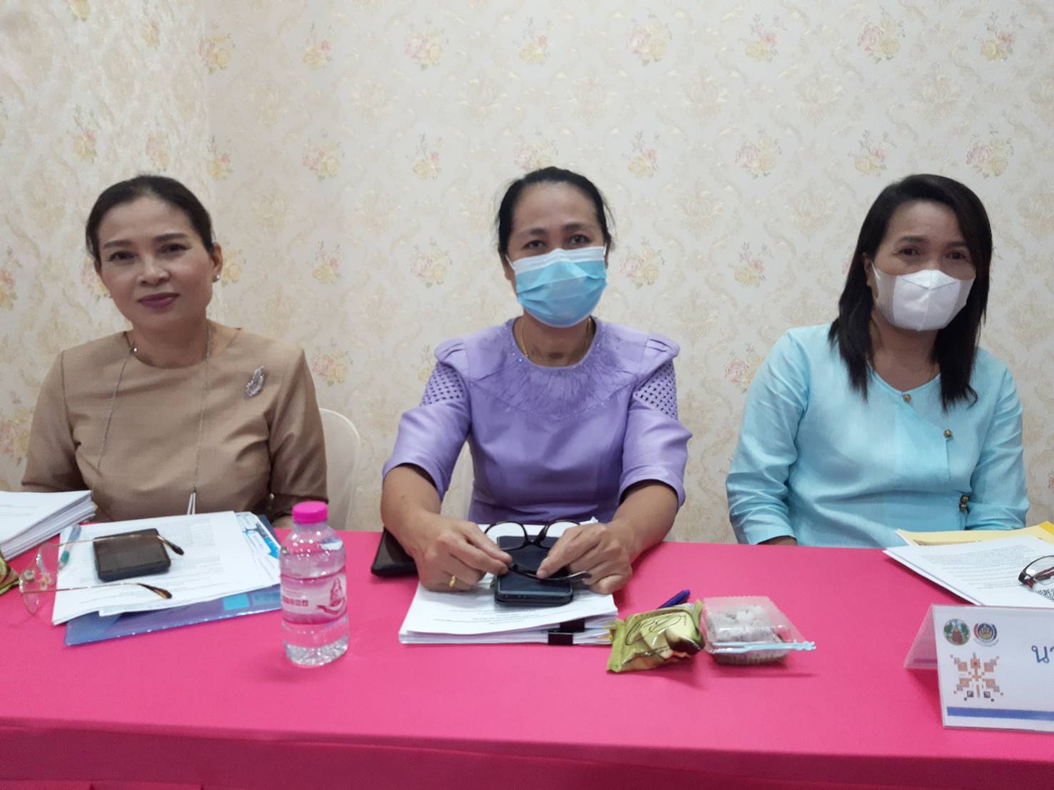 พช.ขอนแก่น : ประชุมขับเคลื่อนการขจัดความยากจนและพัฒนาคนทุกช่วงวัยอย่างยั่งยืนตามหลักปรัชญาของเศรษฐกิจพอเพียง ในระดับพื้นที่ ร่วมกับโครงการ “วัด ประชา รัฐ สร้างสุข” ครั้งที่ 2/2565
