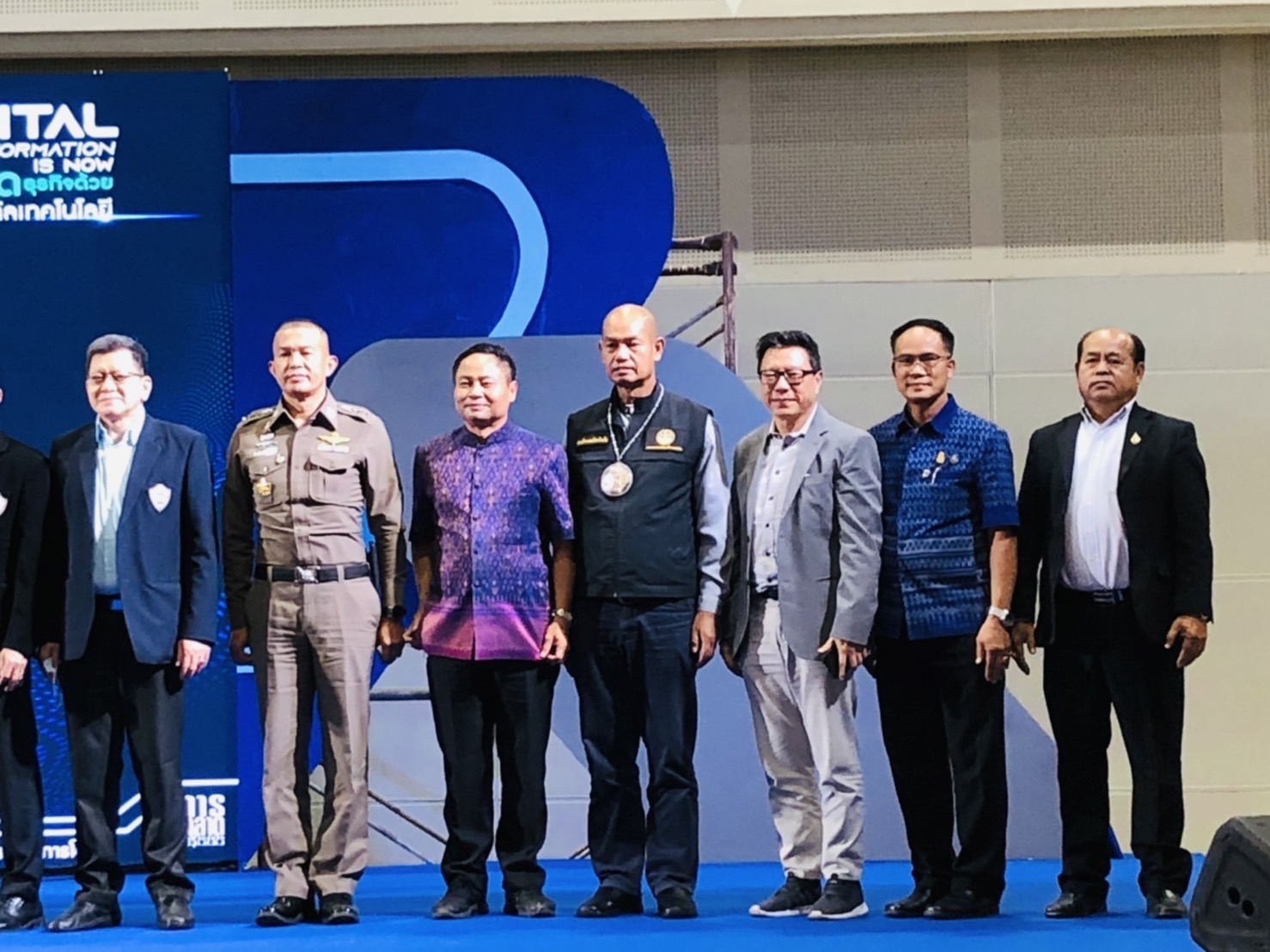 พช.ขอนแก่น : ร่วมพิธีเปิดงานแสดงสินค้าและจับคู่ธุรกิจ ” ????? ????????? ???? 2022 “