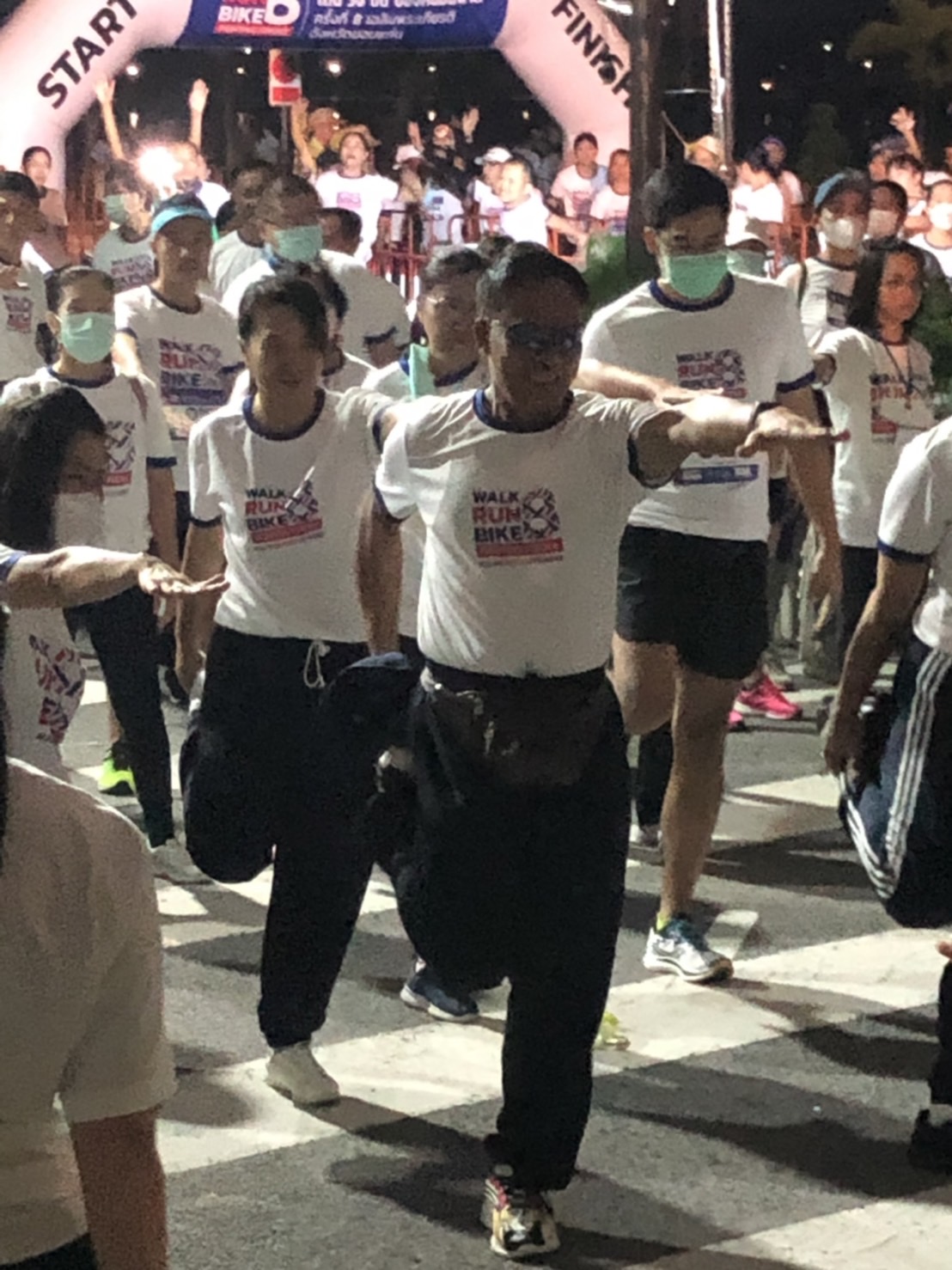 พช.ขอนแก่น : ร่วมกิจกรรมโครงการแสงนำใจไทยทั้งชาติ เดิน วิ่ง ปั่นป้องกันอัมพาต ครั้งที่ 8 เฉลิมพระเกียรติ