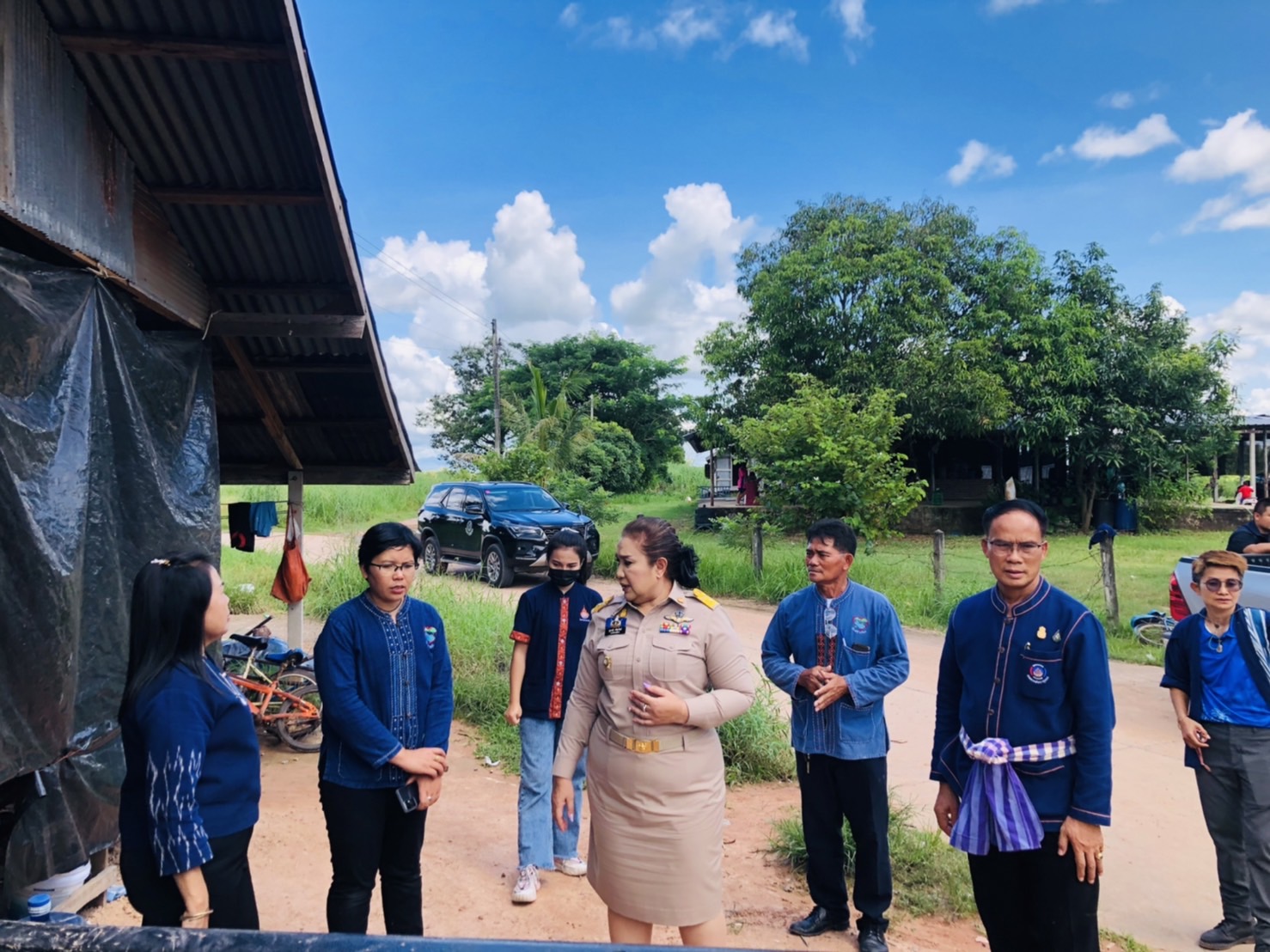 พช.ขอนแก่น : ลงพื้นที่เยี่ยมครัวเรือนยากจน ตามโครงการขจัดความยากจนและพัฒนาคนทุกช่วงวัยอย่างยั่งยืน ตามหลักปรัชญาของเศรษฐกิจพอเพียง ประจำปี 2565 ในพื้นที่อำเภอชุมแพ จังหวัดขอนแก่น