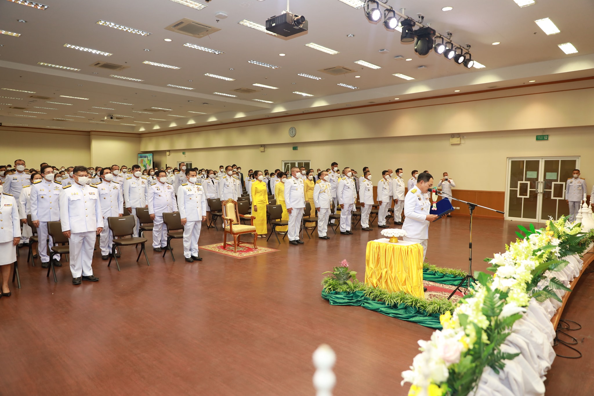 พช.ขอนแก่น : ร่วมพิธีวางพวงมาลา น้อมรำลึกเนื่องในวันคล้ายวันสวรรคต พระบาทสมเด็จพระบรมชนกาธิเบศร มหาภูมิพลอดุลยเดชมหาราช บรมนาถบพิตร