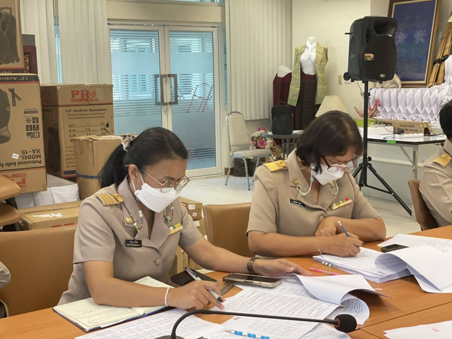 จังหวัดขอนแก่น : คณะกรรมการประกวดศูนย์เรียนรู้ครัวเรือนต้นแบบ “โคก หนอง นา พัฒนาชุมชน” ระดับจังหวัด ประจำปี 2565 ครั้งที่ 1/2565