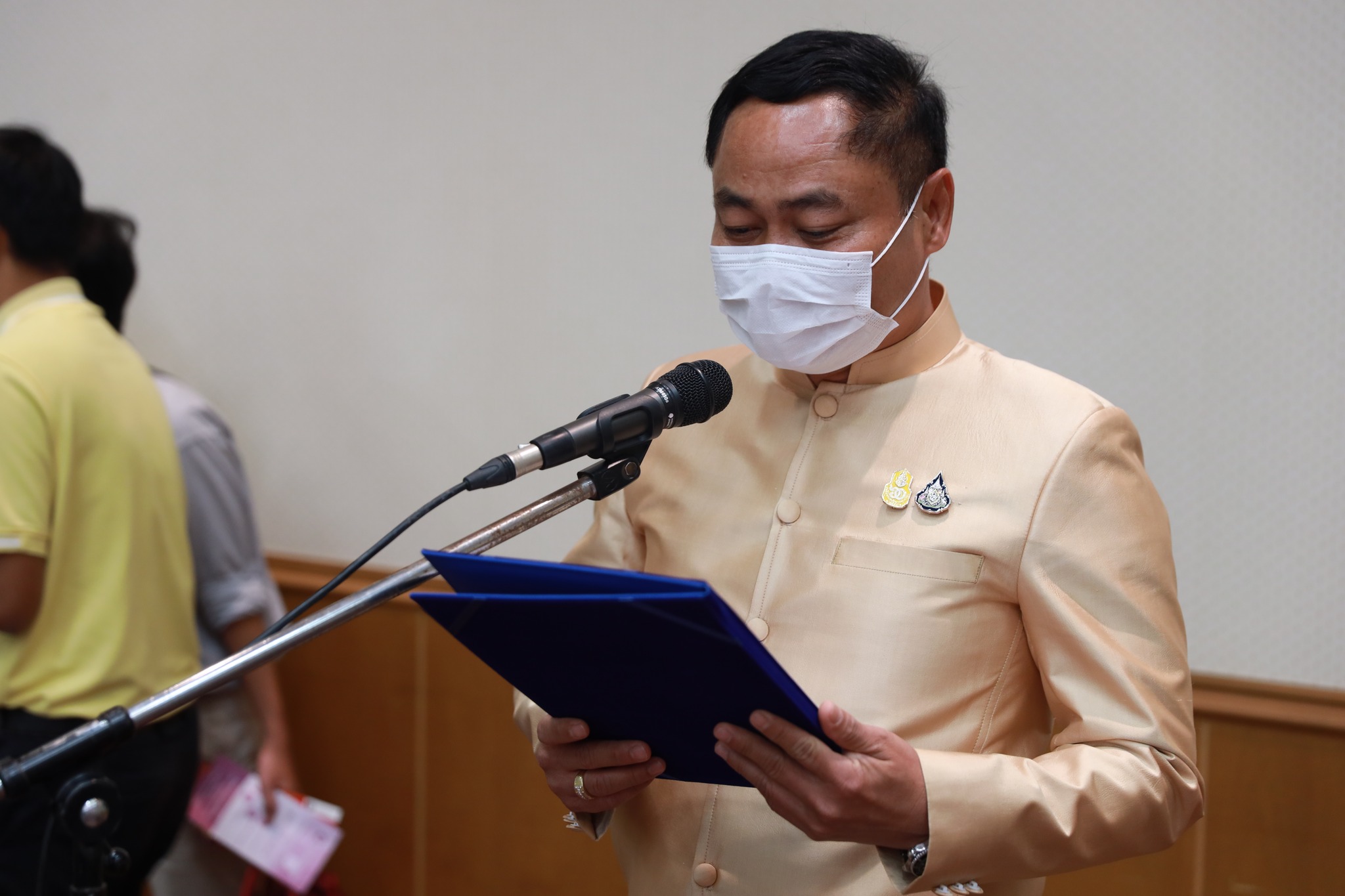 จังหวัดขอนแก่น :  เปิดนิทรรศการเฉลิมพระเกียรติและนิทรรศการความรู้โรคหลอดเลือดสมอง โครงการแสงนำใจไทยทั้งชาติ เดิน วิ่ง ปั่น ป้องกันอัมพาต ครั้งที่ 8 เฉลิมพระเกียรติ จังหวัดขอนแก่น