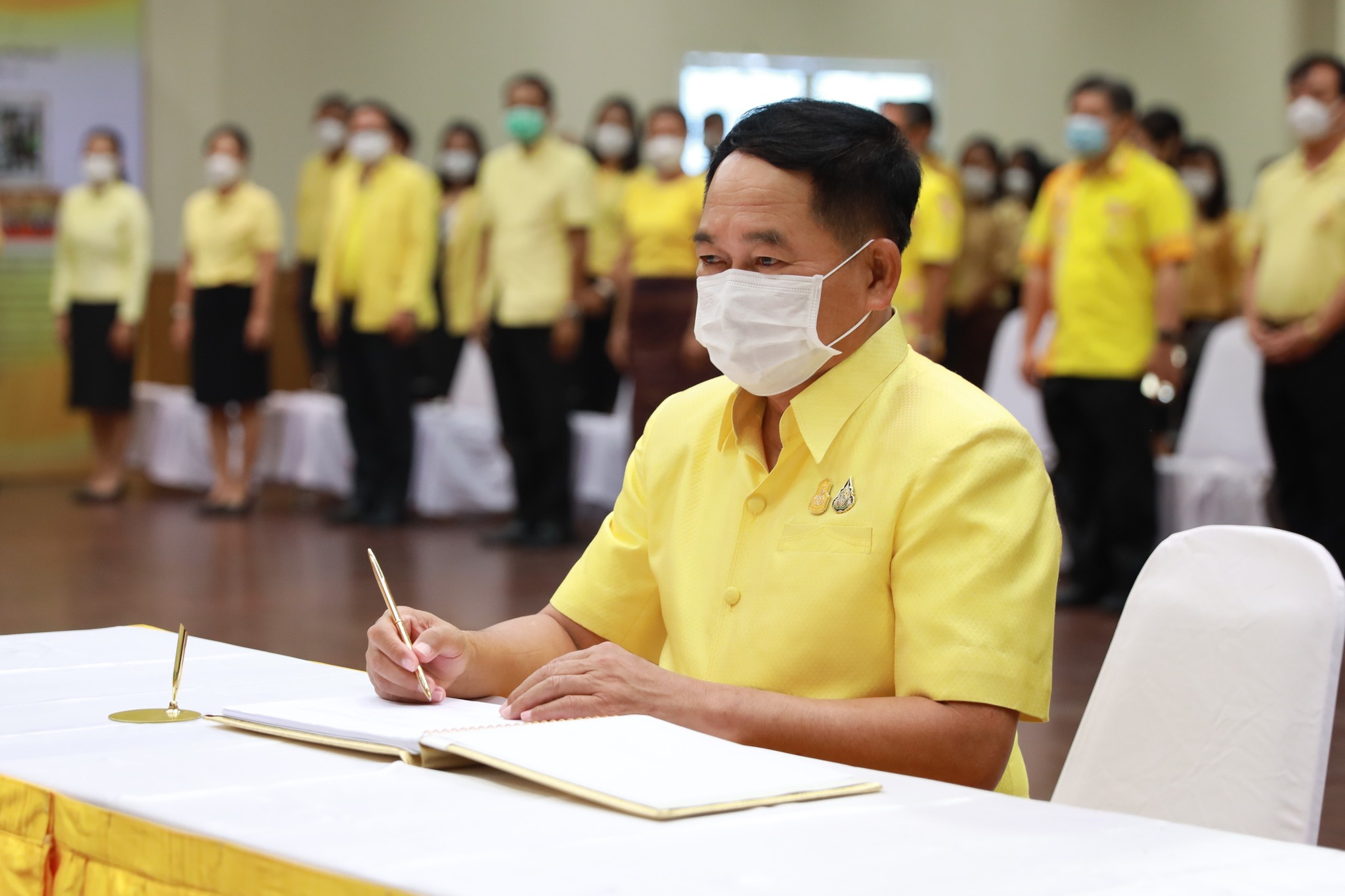 จังหวัดขอนแก่น :  เปิดนิทรรศการเฉลิมพระเกียรติและนิทรรศการความรู้โรคหลอดเลือดสมอง โครงการแสงนำใจไทยทั้งชาติ เดิน วิ่ง ปั่น ป้องกันอัมพาต ครั้งที่ 8 เฉลิมพระเกียรติ จังหวัดขอนแก่น