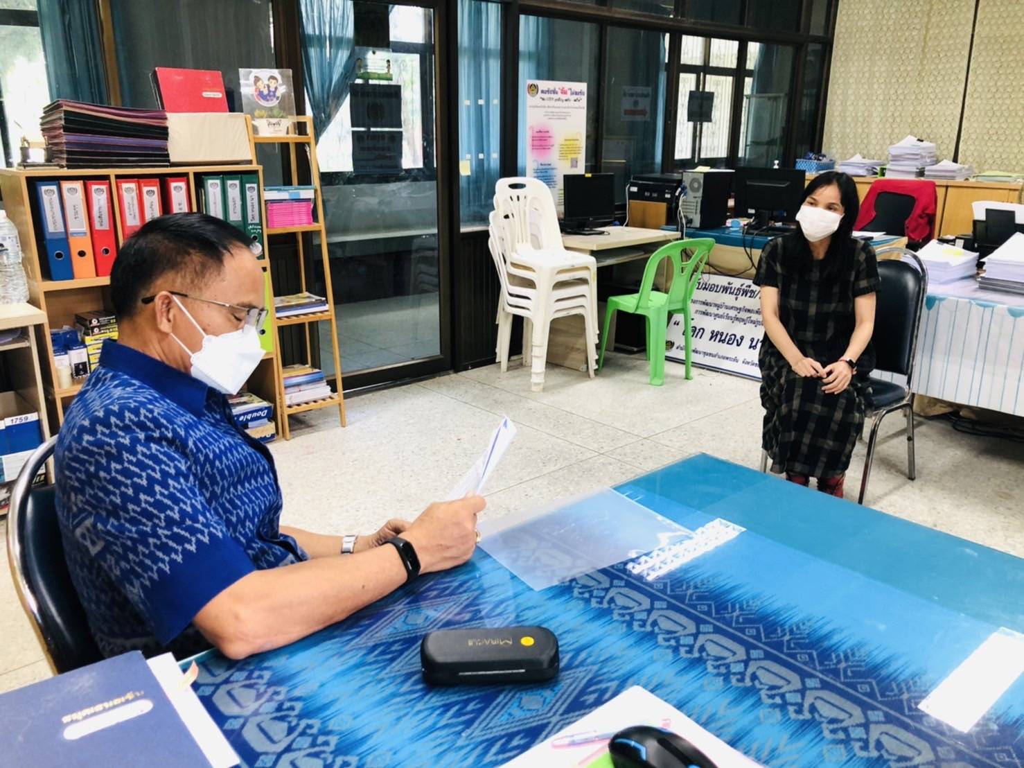 พช.ขอนแก่น : ลงพื้นตรวจเยี่ยมพร้อมให้กำลังใจแก่เจ้าหน้าที่พัฒนาชุมชนผู้ปฏิบัติงาน ภายใต้สถานการณ์น้ำท่วม ในพื้นที่อำเภอพระยืน อำเภอมัญจาคีรี และอำเภอชนบท  เพื่อขับเคลื่อนภารกิจกรมการพัฒนาชุมชน ในการยกระดับคุณภาพชีวิตประชาชน