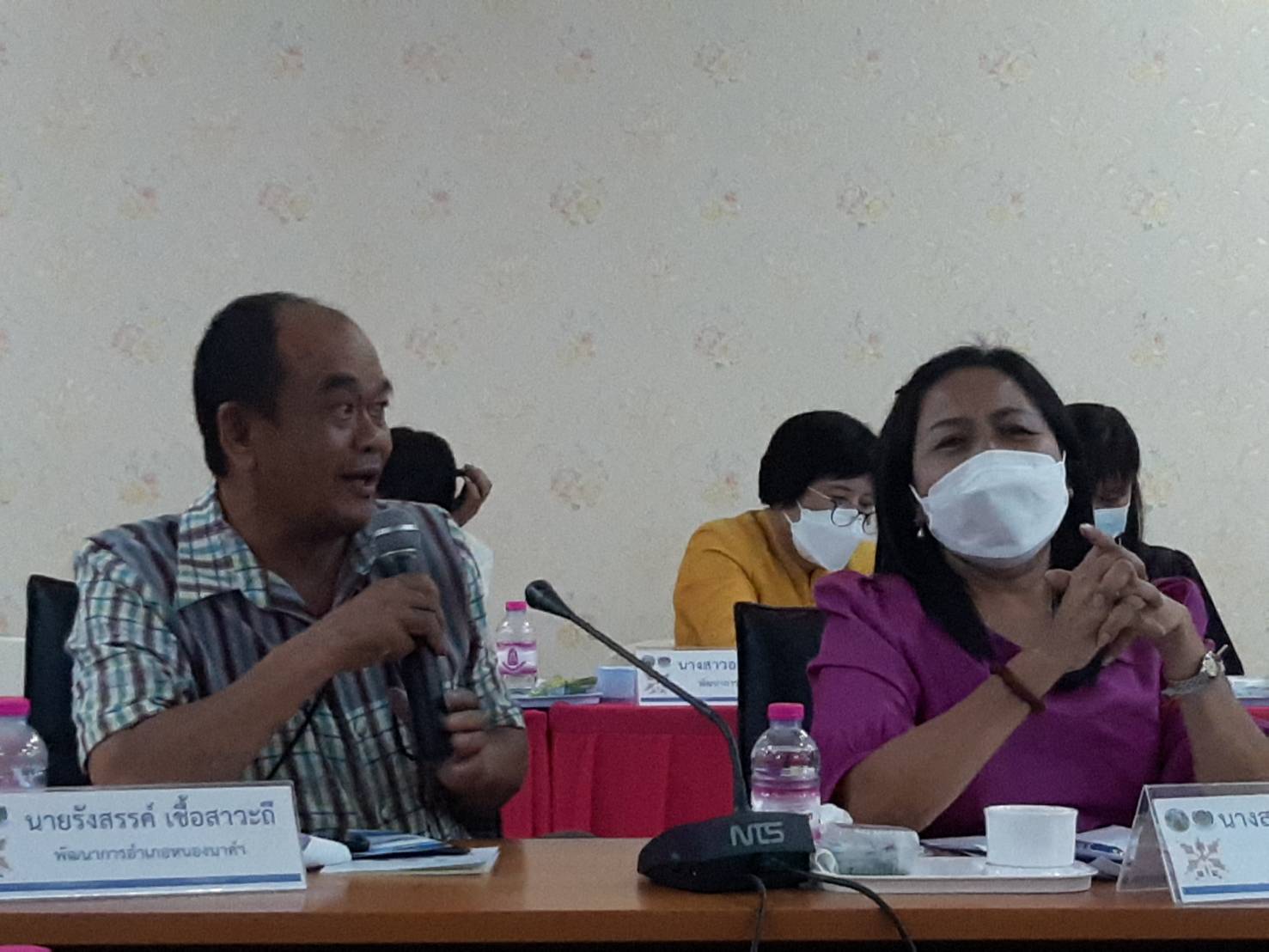พช.ขอนแก่น : ประชุมขับเคลื่อนการขจัดความยากจนและพัฒนาคนทุกช่วงวัยอย่างยั่งยืนตามหลักปรัชญาของเศรษฐกิจพอเพียง ในระดับพื้นที่ ร่วมกับโครงการ “วัด ประชา รัฐ สร้างสุข” ครั้งที่ 2/2565