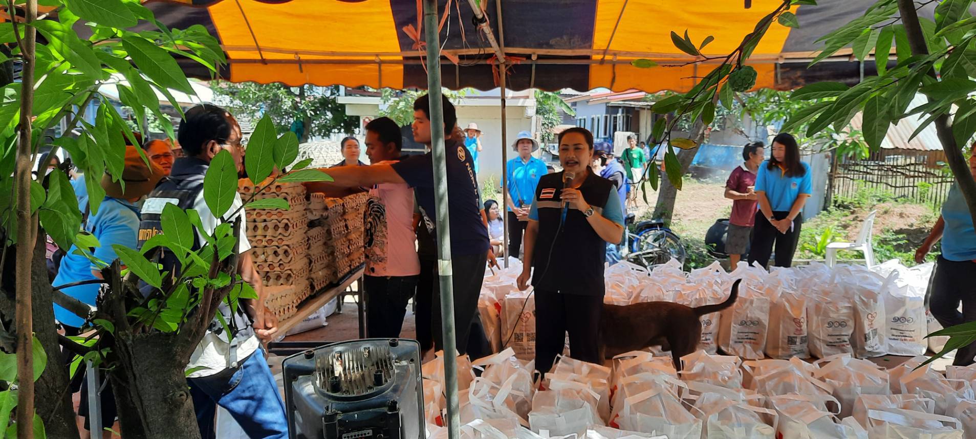 พช.ขอนแก่น : ผนึกกำลังคณะกรรมการพัฒนาสตรีจังหวัด(กพสจ.) ช่วยเหลือผู้ประสบอุทกภัยพื้นที่อำเภออุบลรัตน์ จังหวัดขอนแก่น