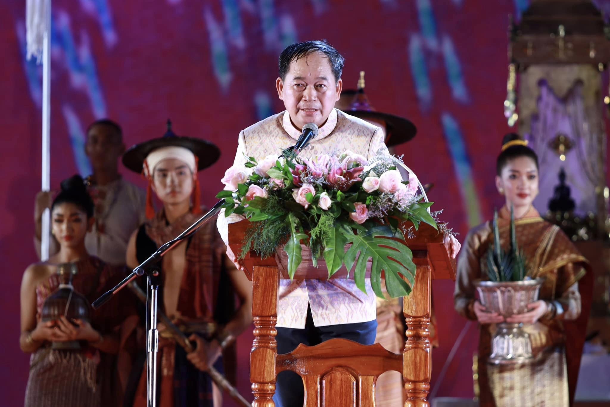 จังหวัดขอนแก่น สืบสานวิถีอีสานดั้งเดิม ในพิธีเปิดงานเทศกาลไหมนานาชาติ ประเพณีผูกเสี่ยว งานกาชาดจังหวัดขอนแก่น และงานขอนแก่น Soft Power ประจำปี 2565