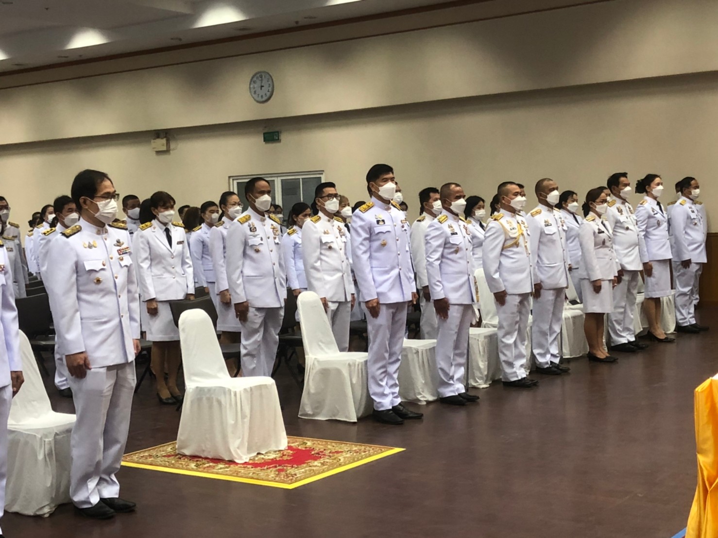 ?พช.ขอนแก่น:  ร่วมพิธีถวายสักการะวางพานพุ่มดอกไม้สด เนื่องใน วันพระบิดาแห่งฝนหลวง ประจำปี 2565 เพื่อน้อมสำนึกในพระมหากรุณาธิคุณ ร.9 พระบาทสมเด็จพระบรมชนกาธิเบศร มหาภูมิพลอดุลยเดชมหาราช บรมนาถบพิตร