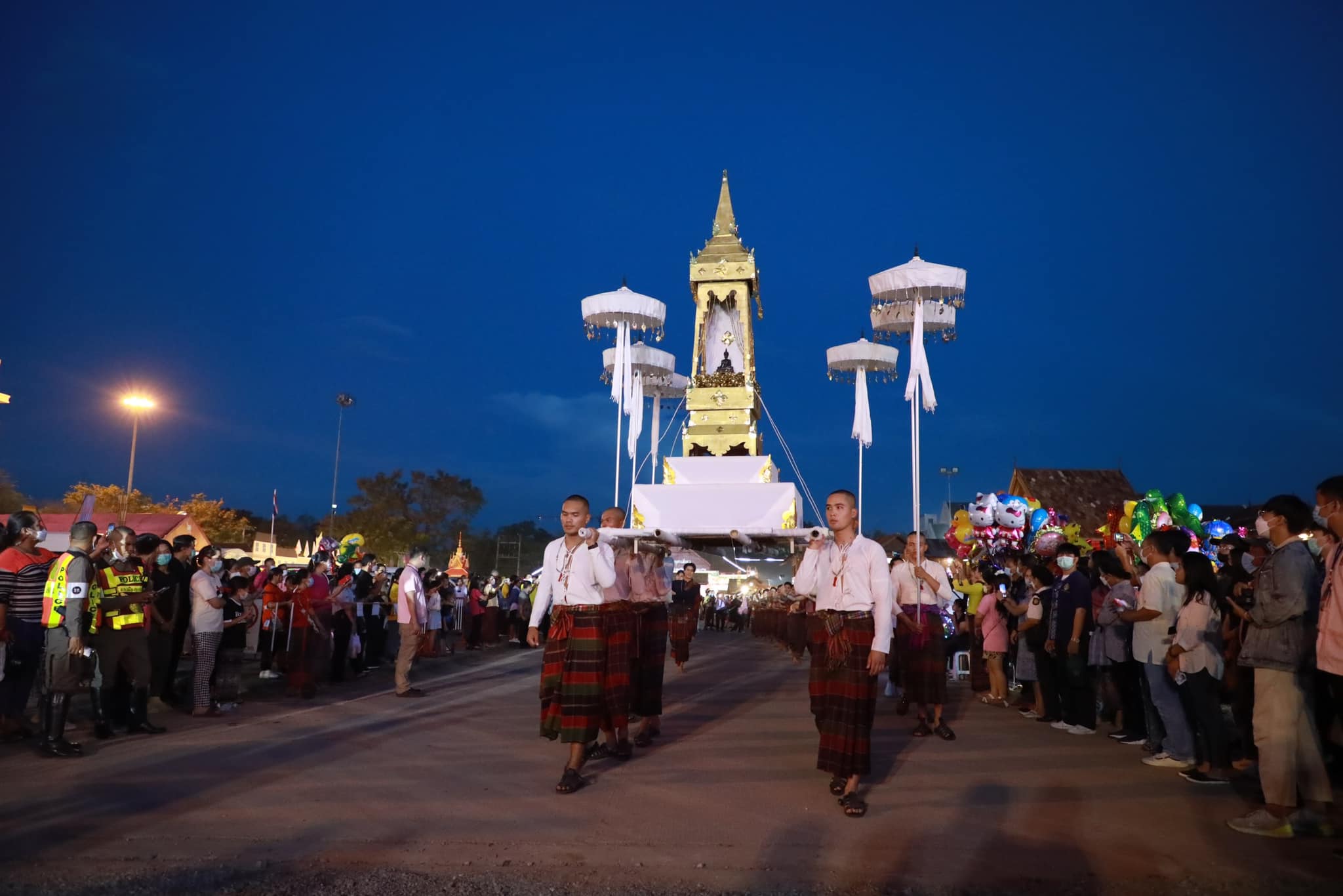 จังหวัดขอนแก่น สืบสานวิถีอีสานดั้งเดิม ในพิธีเปิดงานเทศกาลไหมนานาชาติ ประเพณีผูกเสี่ยว งานกาชาดจังหวัดขอนแก่น และงานขอนแก่น Soft Power ประจำปี 2565