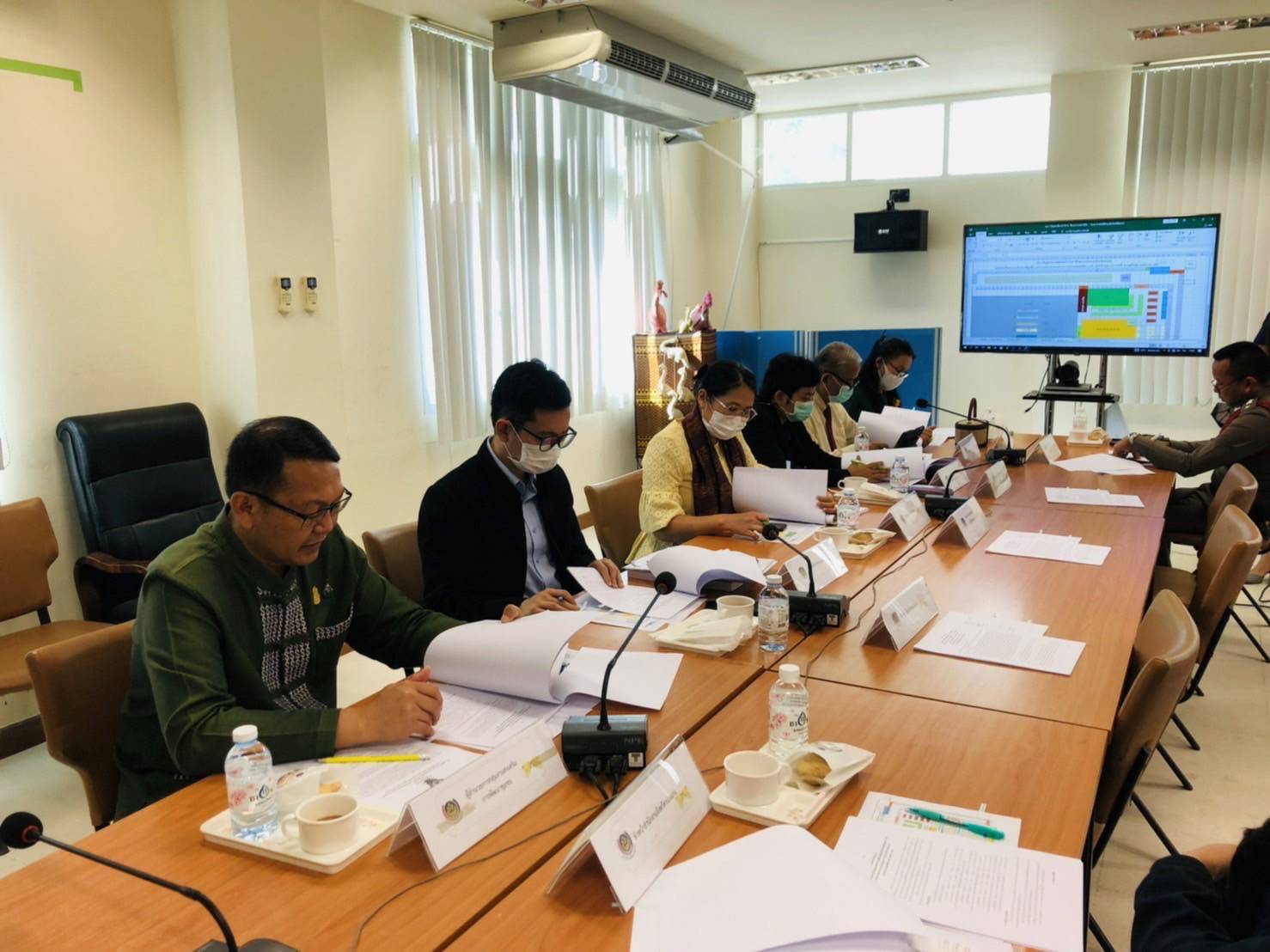จังหวัดขอนแก่น : ประชุมคณะอนุกรรมการด้านจัดแสดงสินค้าหนึ่งตำบล หนึ่งผลิตภัณฑ์ การจัดงานเทศกาลไหมนานาชาติ ประเพณีผูกเสี่ยว งานกาชาดจังหวัดขอนแก่น และงานขอนแก่นซอฟต์พาวเวอร์ ประจำปี 2565