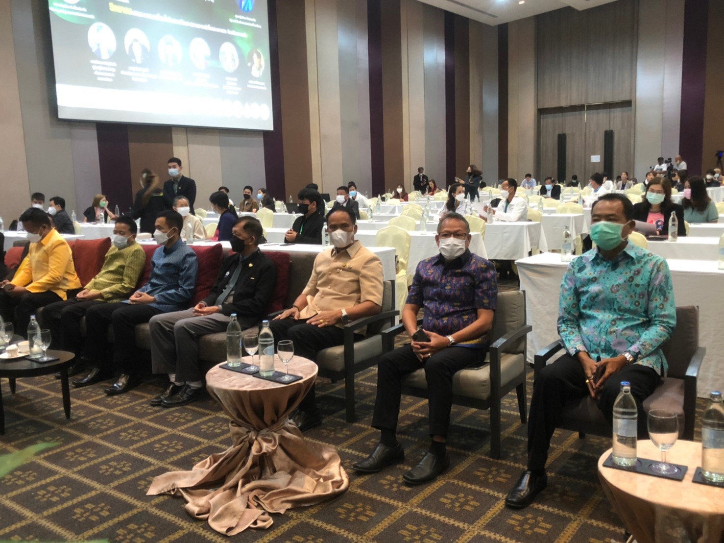 พช.ขอนแก่น : ร่วมประชุมและทำข้อตกลงบันทึก MOU แก้ปัญหาความเหลื่อมล้ำการศึกษาขอนแก่น