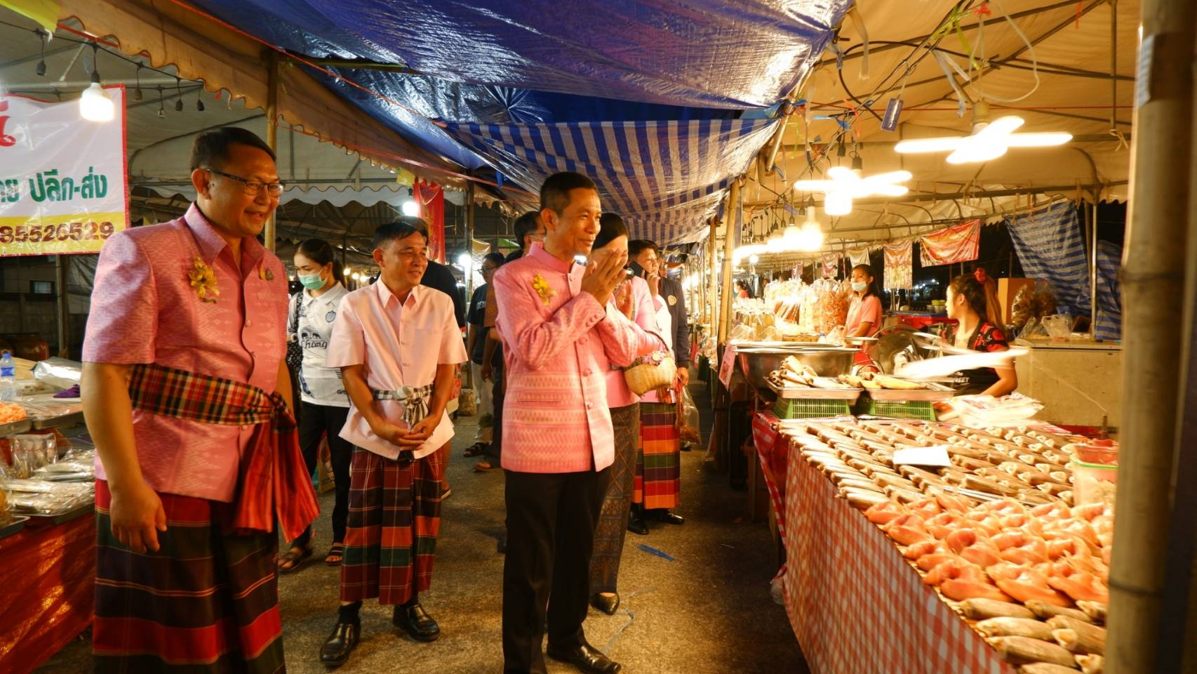 จังหวัดขอนแก่น : จัดพิธีเปิดการจัดงานแสดงและจำหน่ายผลิตภัณฑ์ชุมชน OTOP ภายใต้ Theme “OTOP” ภูมิปัญญาไทย ก้าวไกลสู่สากล” ในงานเทศกาลไหมนานาชาติ ประเพณีผูกเสี่ยว งานกาชาดจังหวัดขอนแก่น และงานขอนแก่น Soft Power ประจำปี 2565