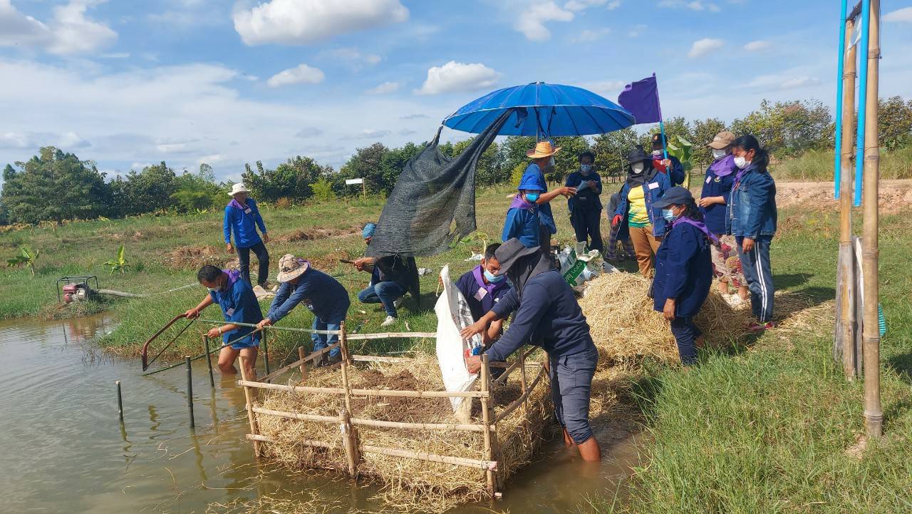 พช.ขอนแก่น : ดำเนินโครงการพัฒนาหมู่บ้านเศรษฐกิจพอเพียง กิจกรรมย่อยที่ 1 กิจกรรมที่ 1 สร้างและพัฒนากลไกขับเคลื่อนในระดับพื้นที่ กิจกรรมที่ 1.1 อบรมแกนนำขับเคลื่อนหมู่บ้านเศรษฐกิจพอเพียง (วันที่ 2)