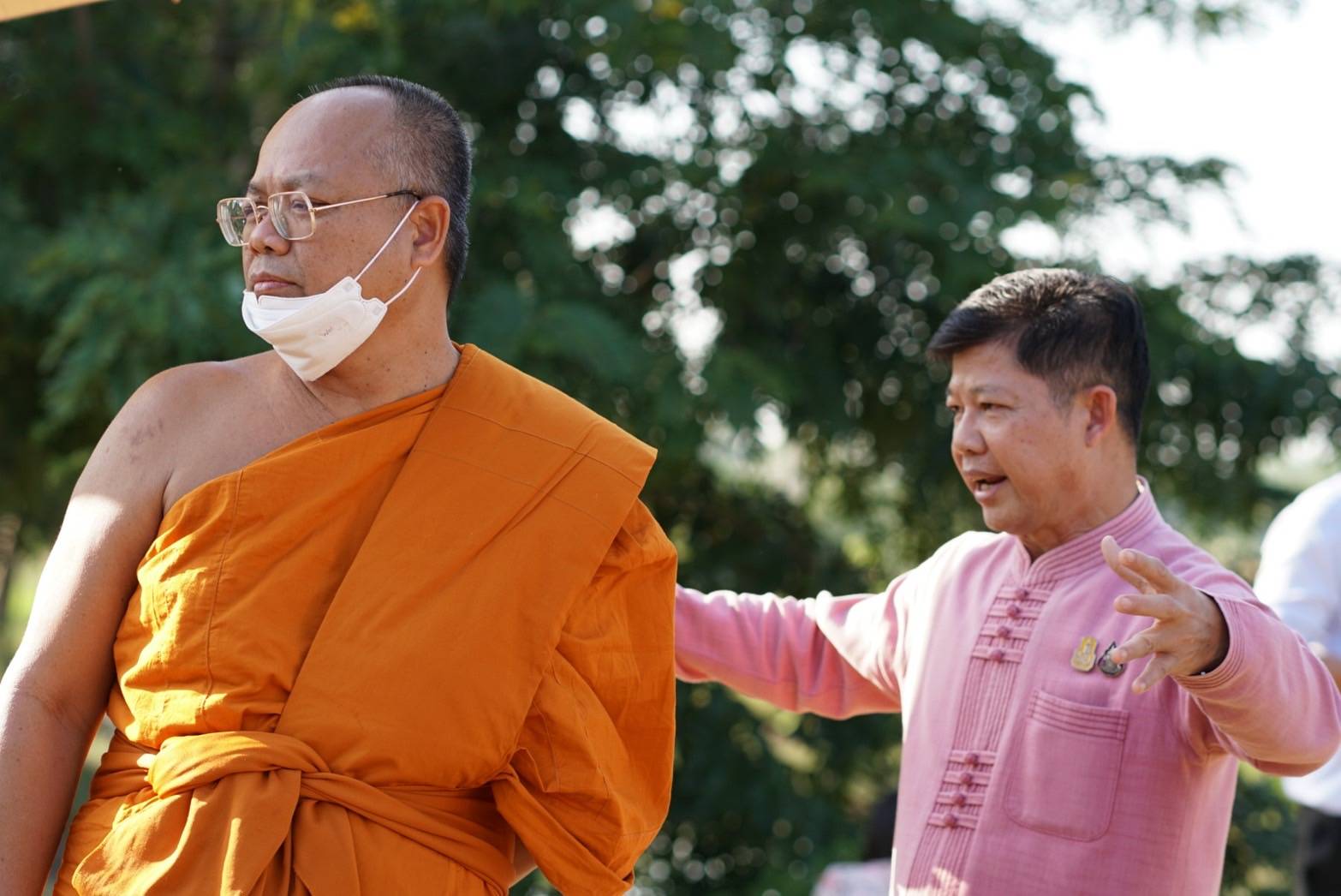 พช.ขอนแก่น : นำทีมสร้างคุณค่าอาหารปลอดภัย(PHAK MICE) ต่อยอดโคก หนอง นาพุทธอารยเกษตร มจร.ขอนแก่น ปลูกผักปลอดภัยไว้แบ่งปัน