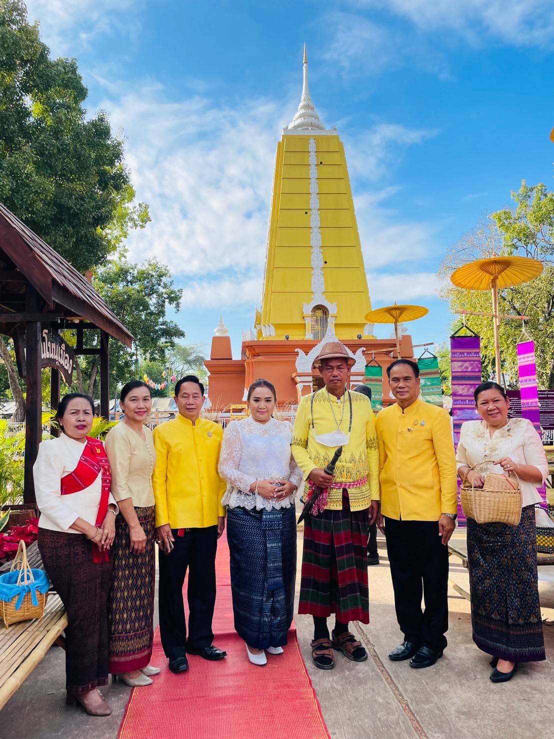 จังหวัดขอนแก่น ทำบุญตักบาตรข้าวเหนียว อาหารสำเร็จ เพื่อความสิริมงคลงานเทศกาลไหมนานาชาติฯ ปี2565