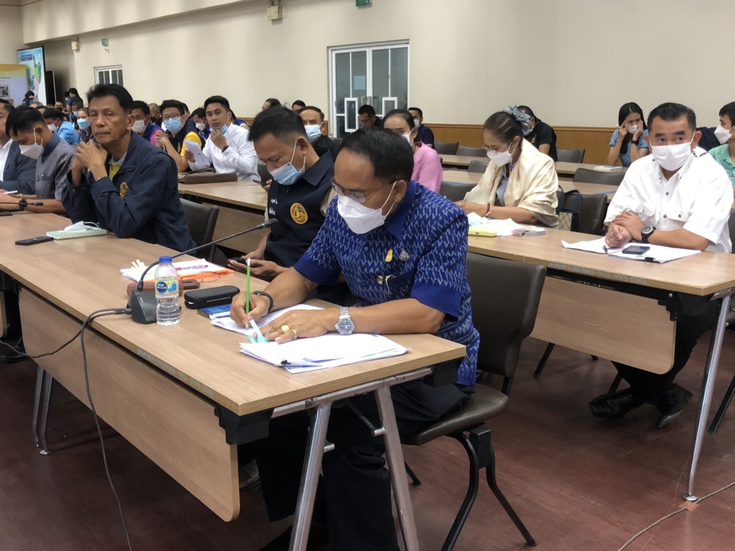 จังหวัดขอนแก่น :  ผู้ว่าราชการจังหวัดขอนแก่น เร่งแก้ปัญหายาเสพติดเพื่อเป็นของขวัญปีใหม่ให้ชาวขอนแก่น