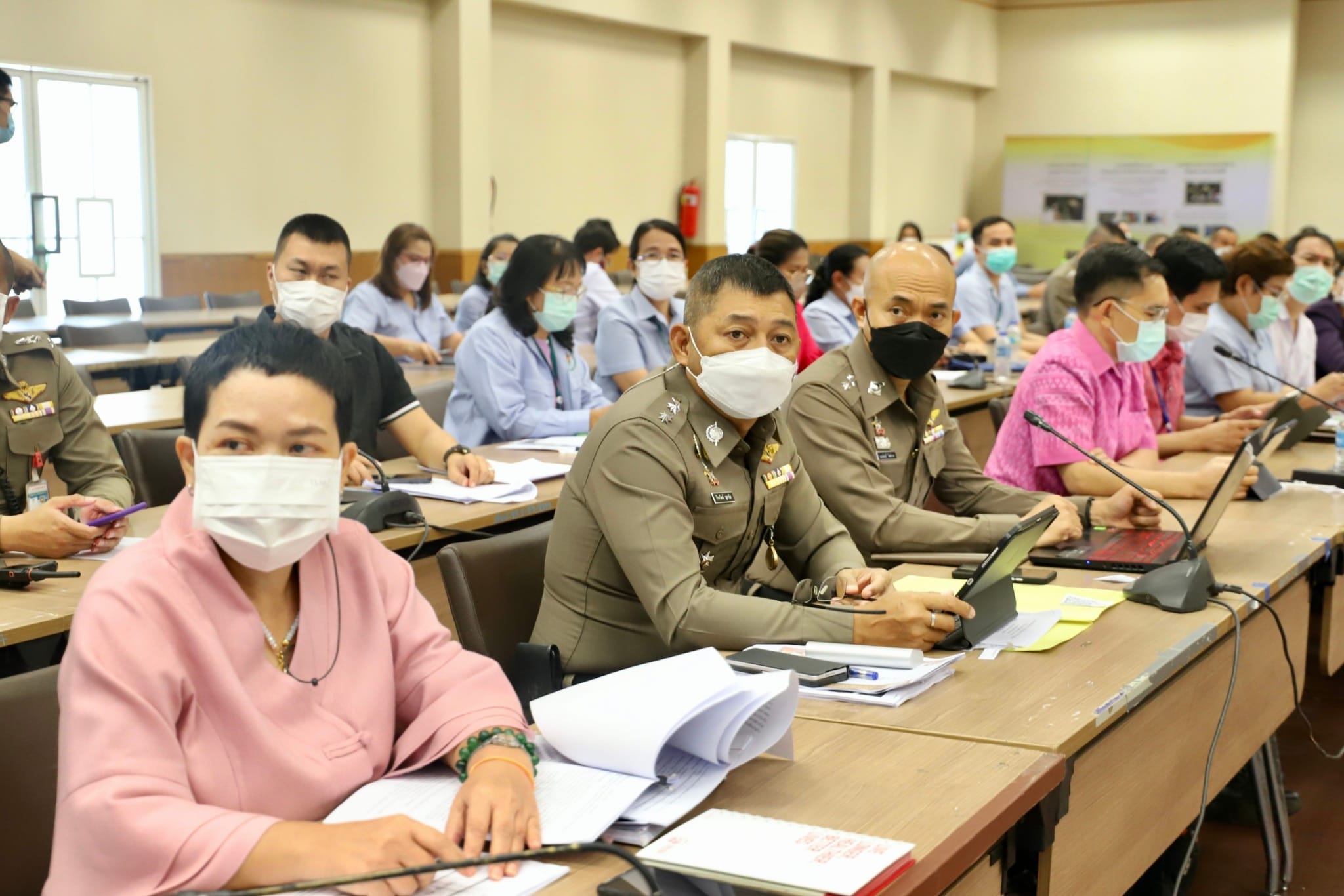 จังหวัดขอนแก่น :  ผู้ว่าราชการจังหวัดขอนแก่น เร่งแก้ปัญหายาเสพติดเพื่อเป็นของขวัญปีใหม่ให้ชาวขอนแก่น