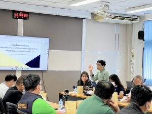 พช.ขอนแก่น : ร่วมประชุมเตรียมความพร้อมการฝึกปฏิบัติงานภาคสนาม ตามโครงการพัฒนาข้าราชการที่อยู่ระหว่างทดลองปฏิบัติหน้าที่ราชการหลักสูตรพัฒนากรก่อนประจำการ รุ่นที่ 121