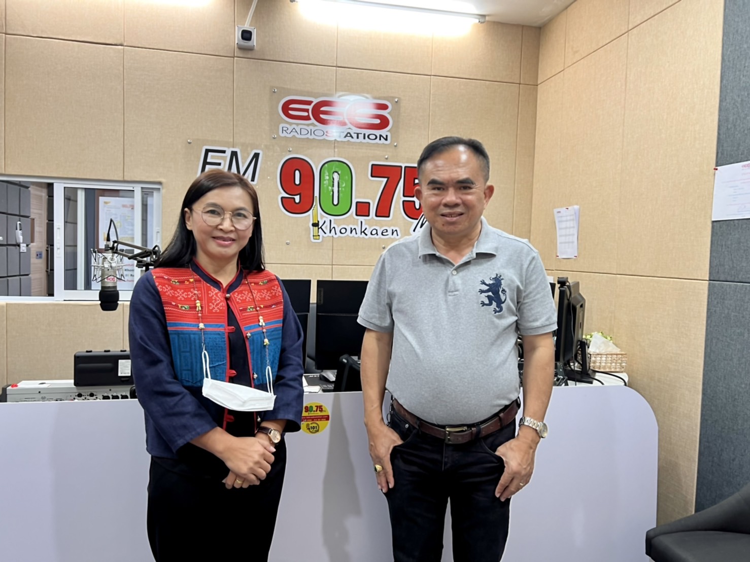 พช.ขอนแก่น : ร่วมจัดรายการวิทยุกระจายเสียง หัวข้อ OTOP CITY IN Khonkaen ช่วงที่ 2/2 ในรายการ#คิดกว้างมองไกล ทาง 666radiostation คลื่นสร้างสรรค์ ปั่นความสุข