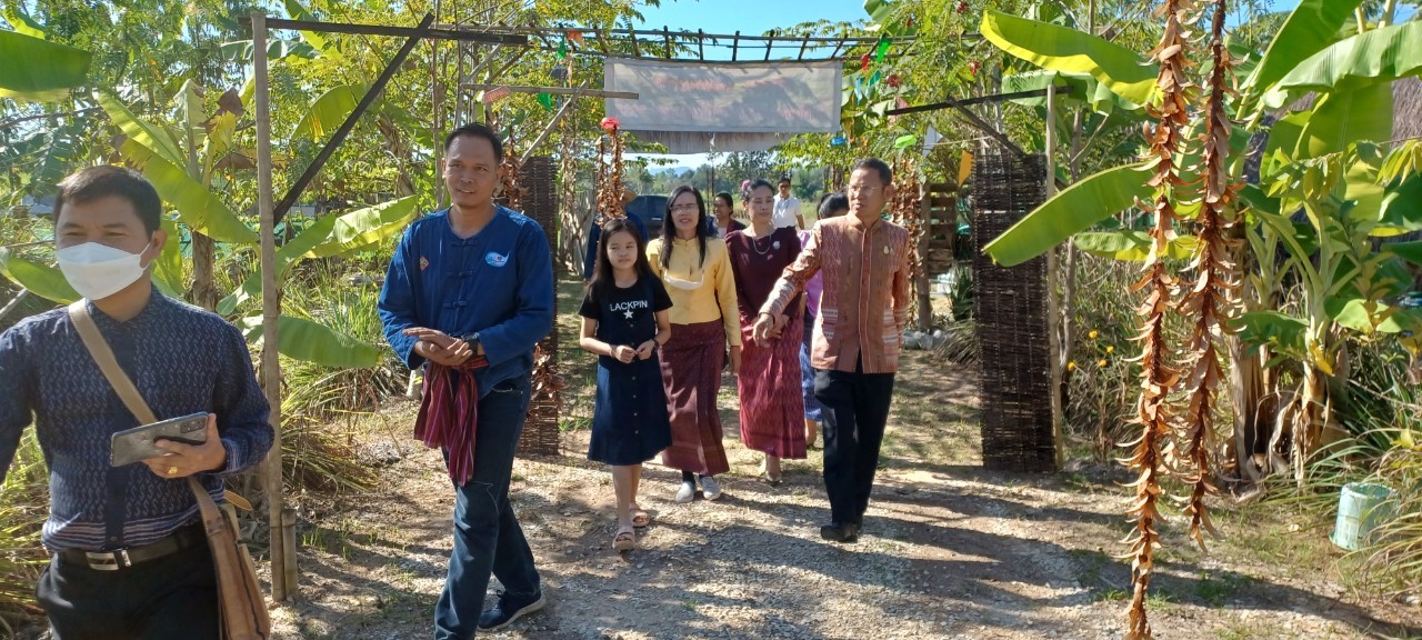 จังหวัดขอนแก่น : ผู้ตรวจราชการกรมการพัฒนาชุมชน (นายวสันต์ ชิงชนะ) ตรวจราชการในพื้นที่จังหวัดขอนแก่น (วันที่ 2)