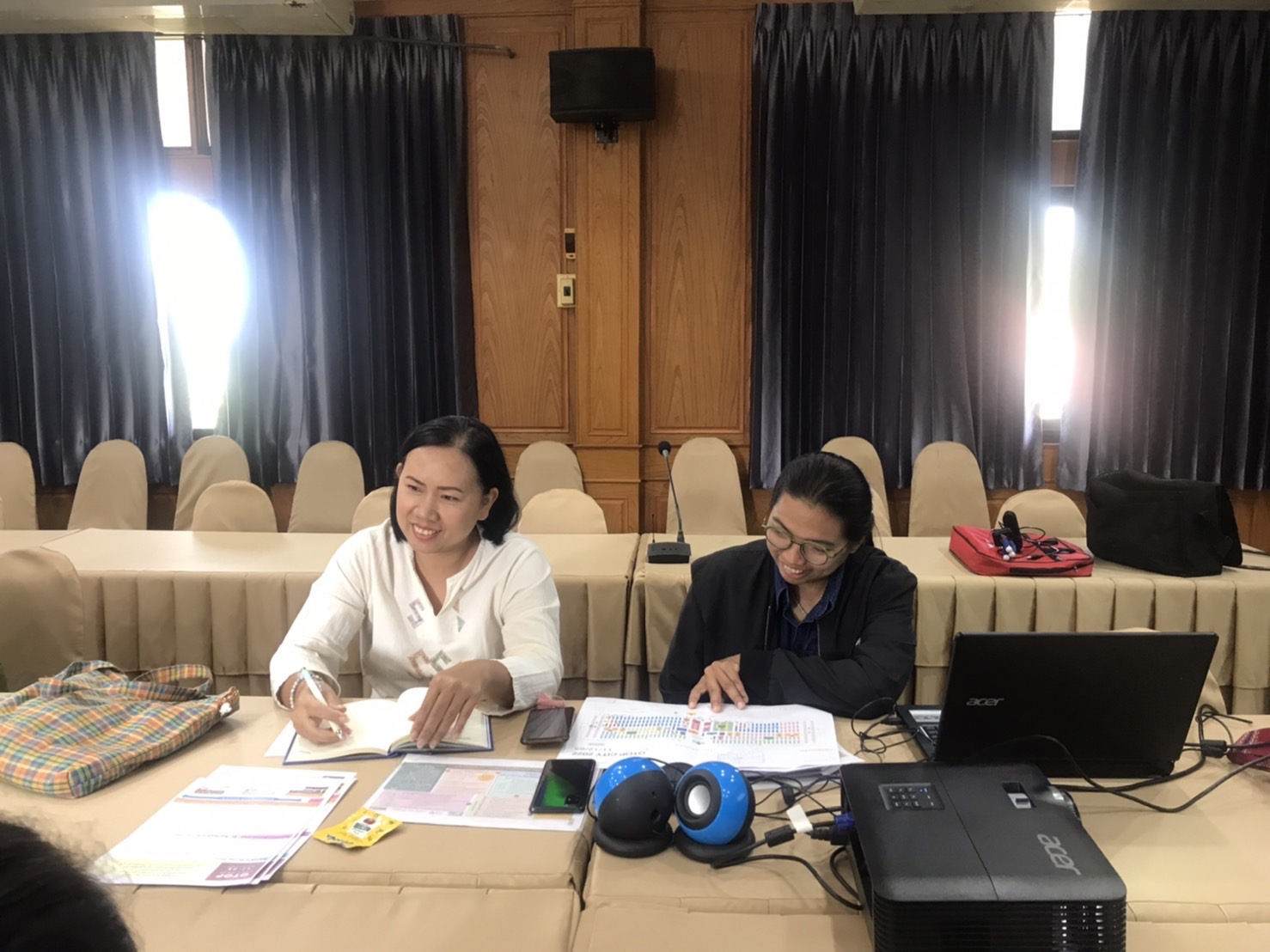 พช.ขอนแก่น : ประชุมเตรียมความพร้อมการนำผลผลิต/ผลิตภัณฑ์ จากแปลงโคก หนอง นา เข้าร่วมจำหน่ายที่งาน OTOP City 2022