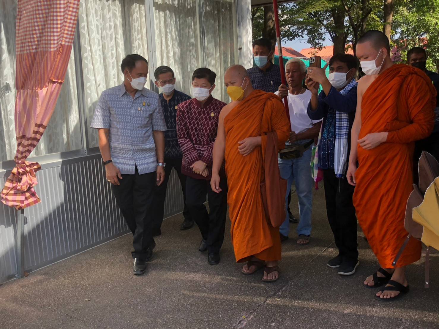 พช.ขอนแก่น : ร่วมกิจกรรมรับการตรวจเยี่ยมและประเมินผลเชิงประจักษ์ โครงการอำเภอนำร่อง “บำบัดทุกข์ บำรุงสุข”แบบบูรณาการและสร้างนักขับเคลื่อนยุทธศาสตร์นำการเปลี่ยนแปลง กระทรวงมหาดไทย