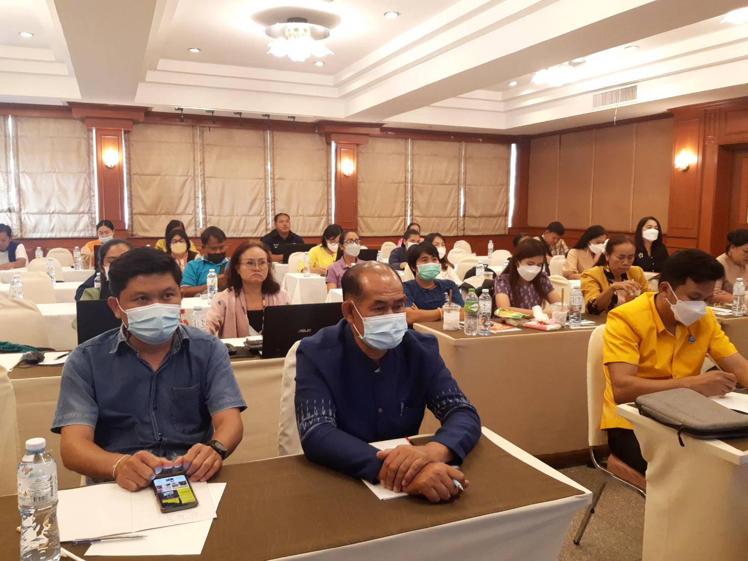 พช.ขอนแก่น : ร่วมโครงการการสร้างนักขับเคลื่อนยุทธศาสตร์นำการเปลี่ยนแปลง กิจกรรมที่ 1 ฝึกอบรมสร้างนักขับเคลื่อนยุทธศาสตร์นำการเปลี่ยนแปลงสู่นักสื่อสารสังคม ผ่านระบบ Zoom Cloud Meeting