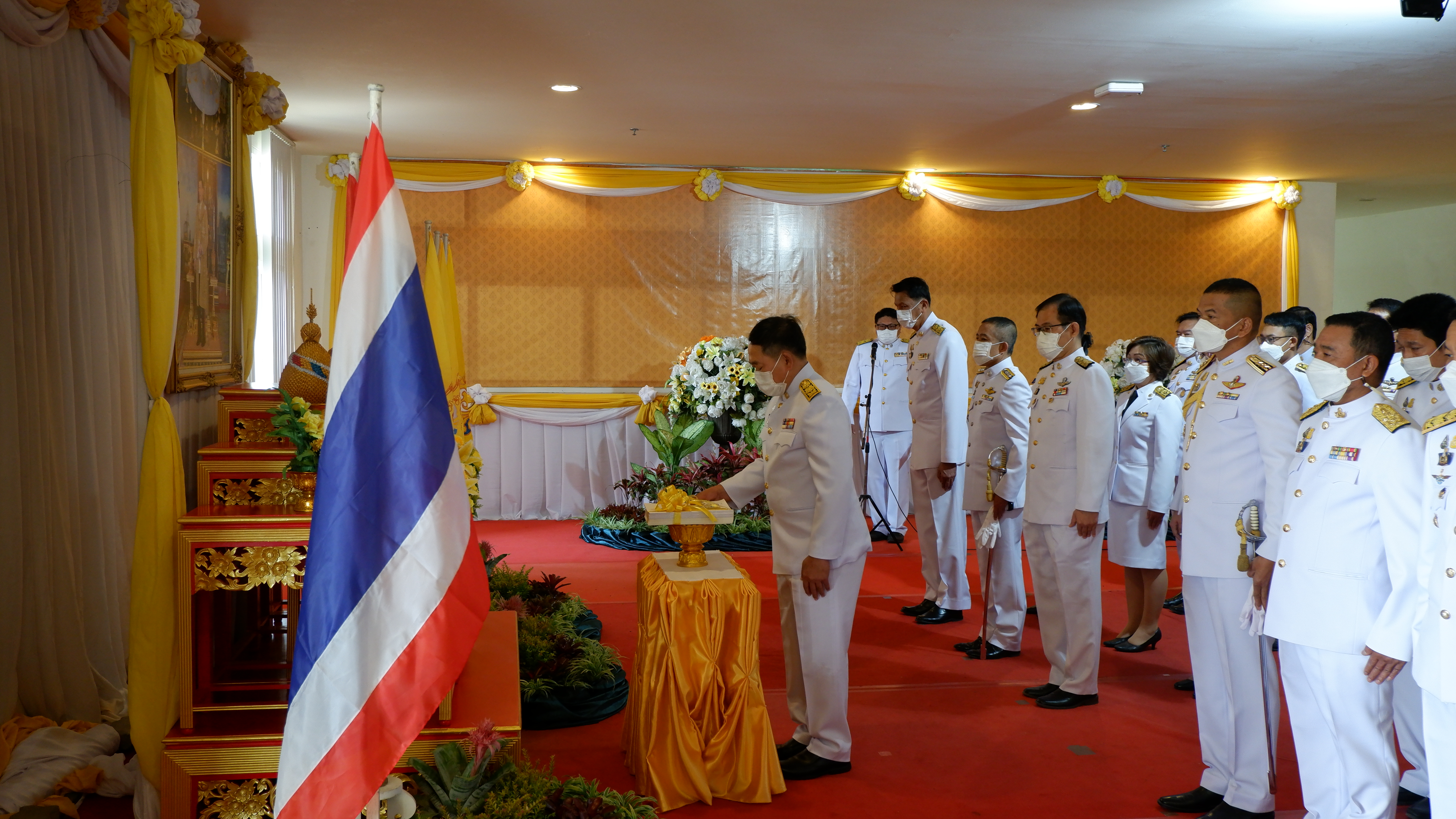 พช. ขอนแก่น : ร่วมพิธีรับมอบหนังสือสวดมนต์บทเจริญพระพุทธมนต์ เพื่อใช้เป็นบทสวดสาธยายเป็นพระกุศล ถวายพระพรชัยมงคลแด่ สมเด็จพระเจ้าลูกเธอ เจ้าฟ้าพัชรกิติยาภาฯ ให้ทรงหายจากพระอาการประชวร