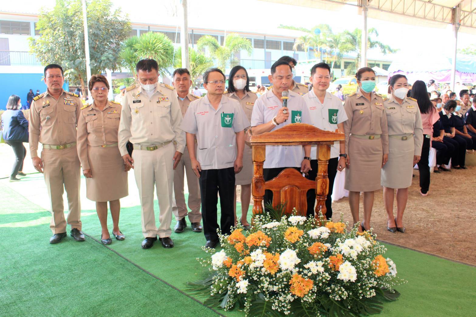 ? พช.ขอนแก่น : ร่วมการออกหน่วยแพทย์ (พอ.สว.) และโครงการ “หน่วยบำบัดทุกข์ บำรุงสุข สร้างรอยยิ้มให้กับประชาชน” ประจำเดือนกุมภาพันธ์ 2566