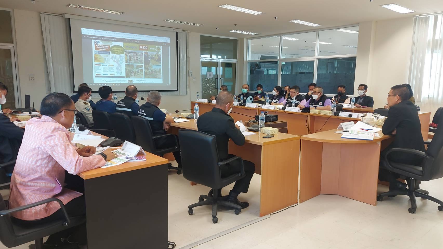 พช. ขอนแก่น : ร่วมประชุมประเมินผลการปฏิบัติงานตามแผนแม่บท แก้ไขปัญหาการทำลายทรัพยากรป่าไม้ การบุกรุกที่ดินของรัฐ และการบริหารจัดการทรัพยากรธรรมชาติอย่างยั่งยืน