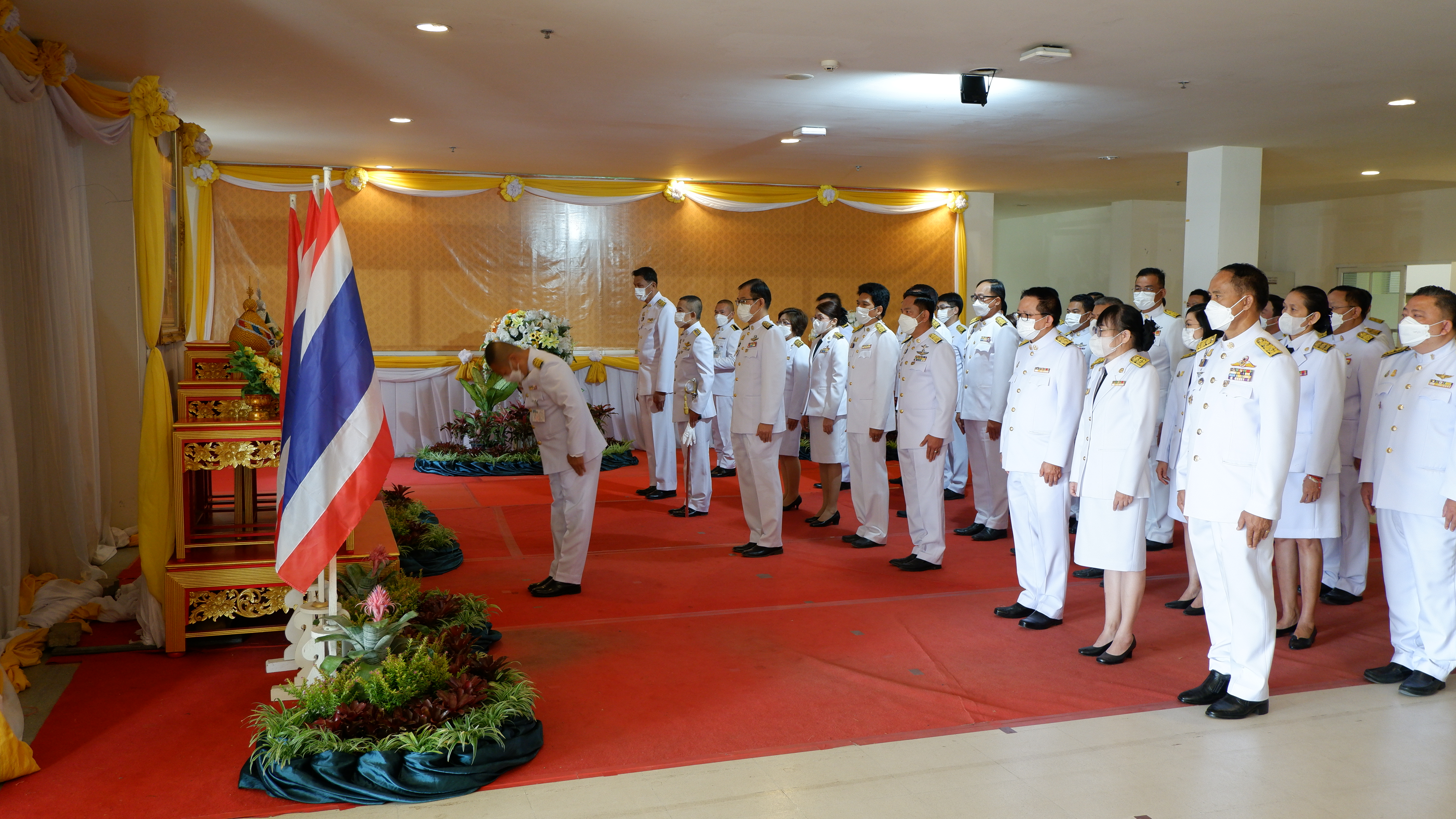 พช. ขอนแก่น : ร่วมพิธีรับมอบหนังสือสวดมนต์บทเจริญพระพุทธมนต์ เพื่อใช้เป็นบทสวดสาธยายเป็นพระกุศล ถวายพระพรชัยมงคลแด่ สมเด็จพระเจ้าลูกเธอ เจ้าฟ้าพัชรกิติยาภาฯ ให้ทรงหายจากพระอาการประชวร