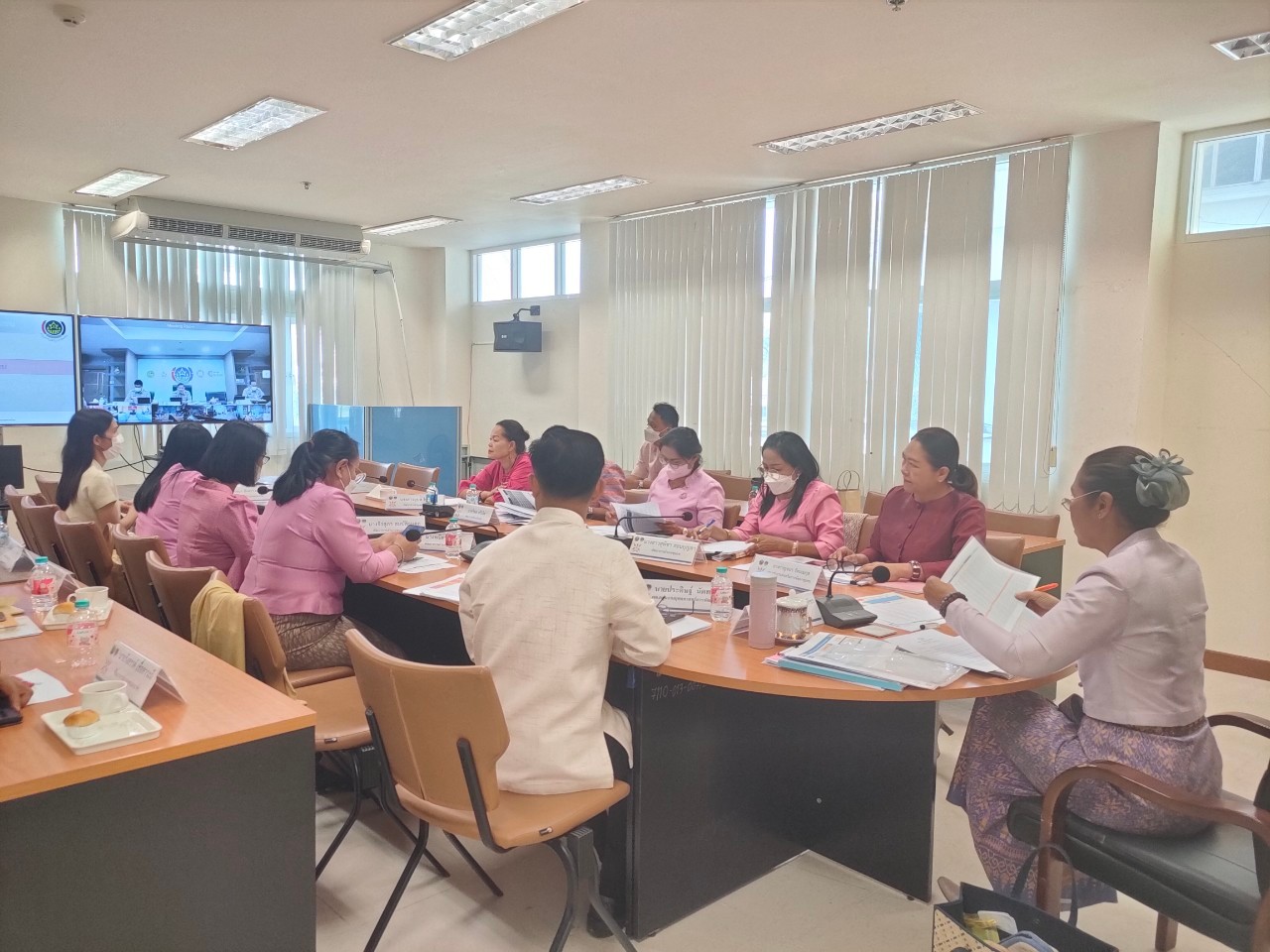 ?พช. ขอนแก่น : ร่วมประชุมกรมการพัฒนาชุมชน ครั้งที่ 2/2566 ผ่านระบบวีดีทัศน์ทางไกล (Video Conference)