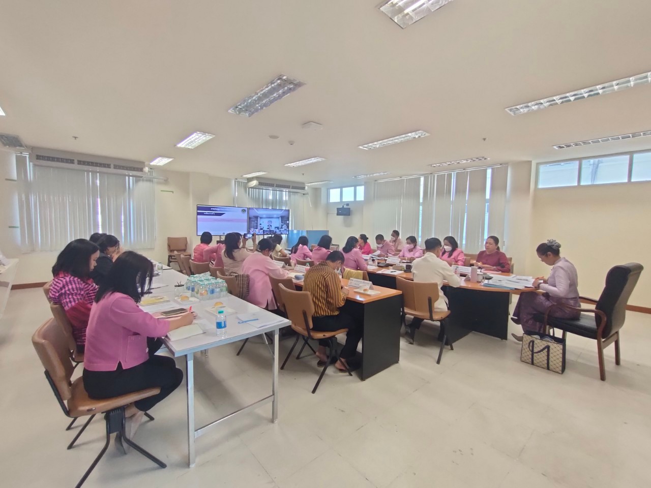 ?พช. ขอนแก่น : ร่วมประชุมกรมการพัฒนาชุมชน ครั้งที่ 2/2566 ผ่านระบบวีดีทัศน์ทางไกล (Video Conference)
