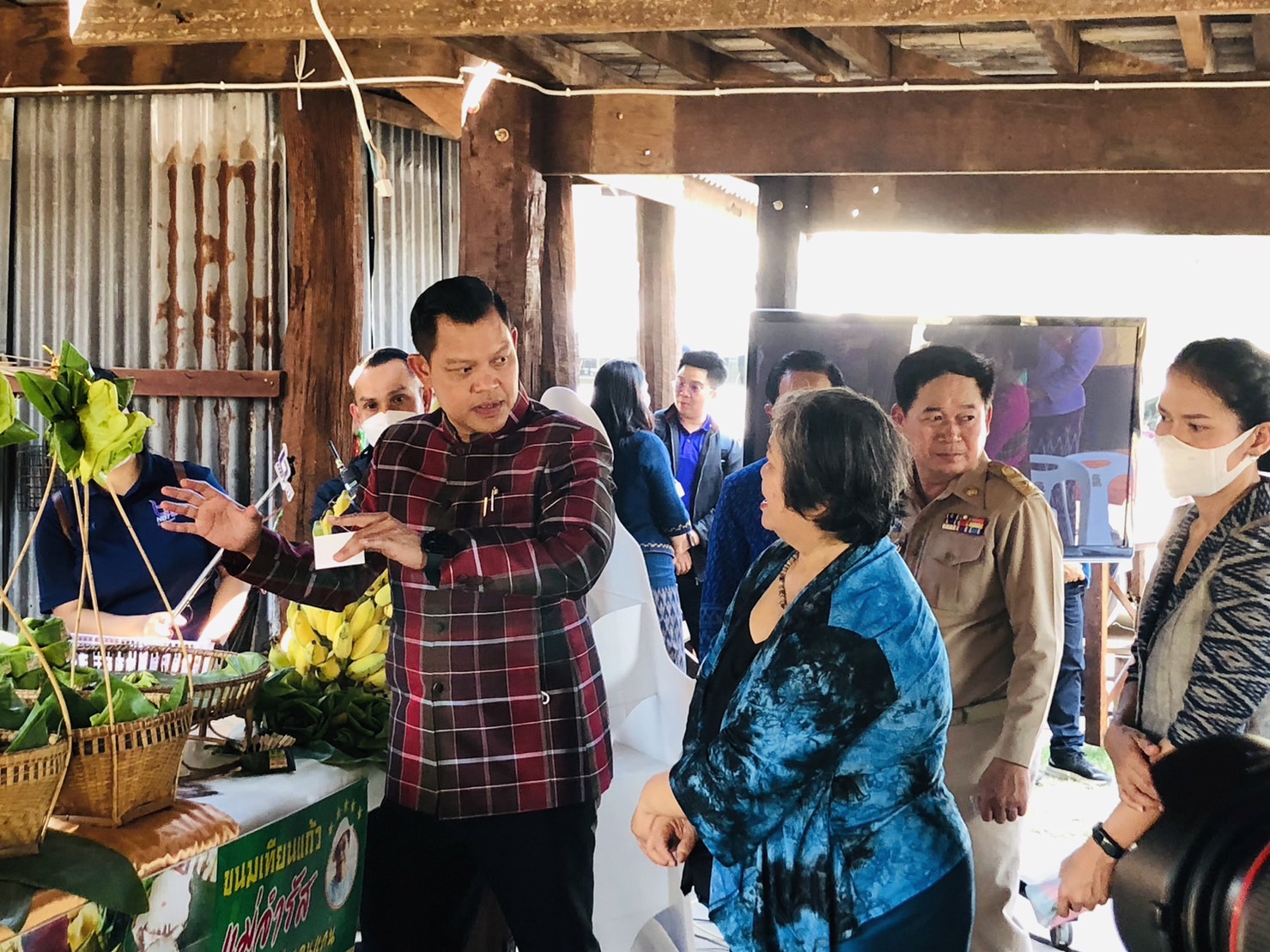 ? จังหวัดขอนแก่น : ต้อนรับ รัฐมนตรีประจำสำนักนายกรัฐมนตรี ( ดร.ธนกร วังบุญคงชนะ ) มีกำหนดการปฏิบัติราชการ ในพื้นที่จังหวัดขอนแก่น