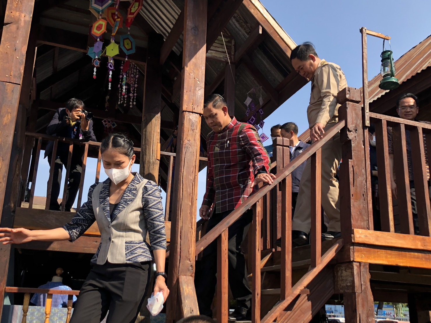 ? จังหวัดขอนแก่น : ต้อนรับ รัฐมนตรีประจำสำนักนายกรัฐมนตรี ( ดร.ธนกร วังบุญคงชนะ ) มีกำหนดการปฏิบัติราชการ ในพื้นที่จังหวัดขอนแก่น