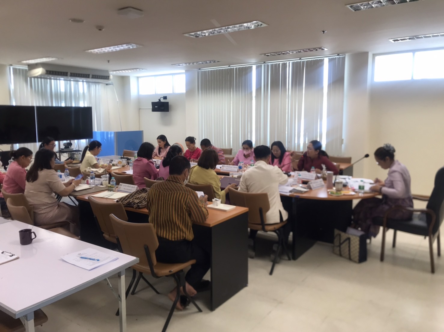? พช.ขอนแก่น : ประชุมผู้บริหารและนักวิชาการพัฒนาชุมชนจังหวัดและอำเภอ เพื่อติดตามงานและประสานงานในการขับเคลื่อนงานพัฒนาชุมชน ครั้งที่3/2566